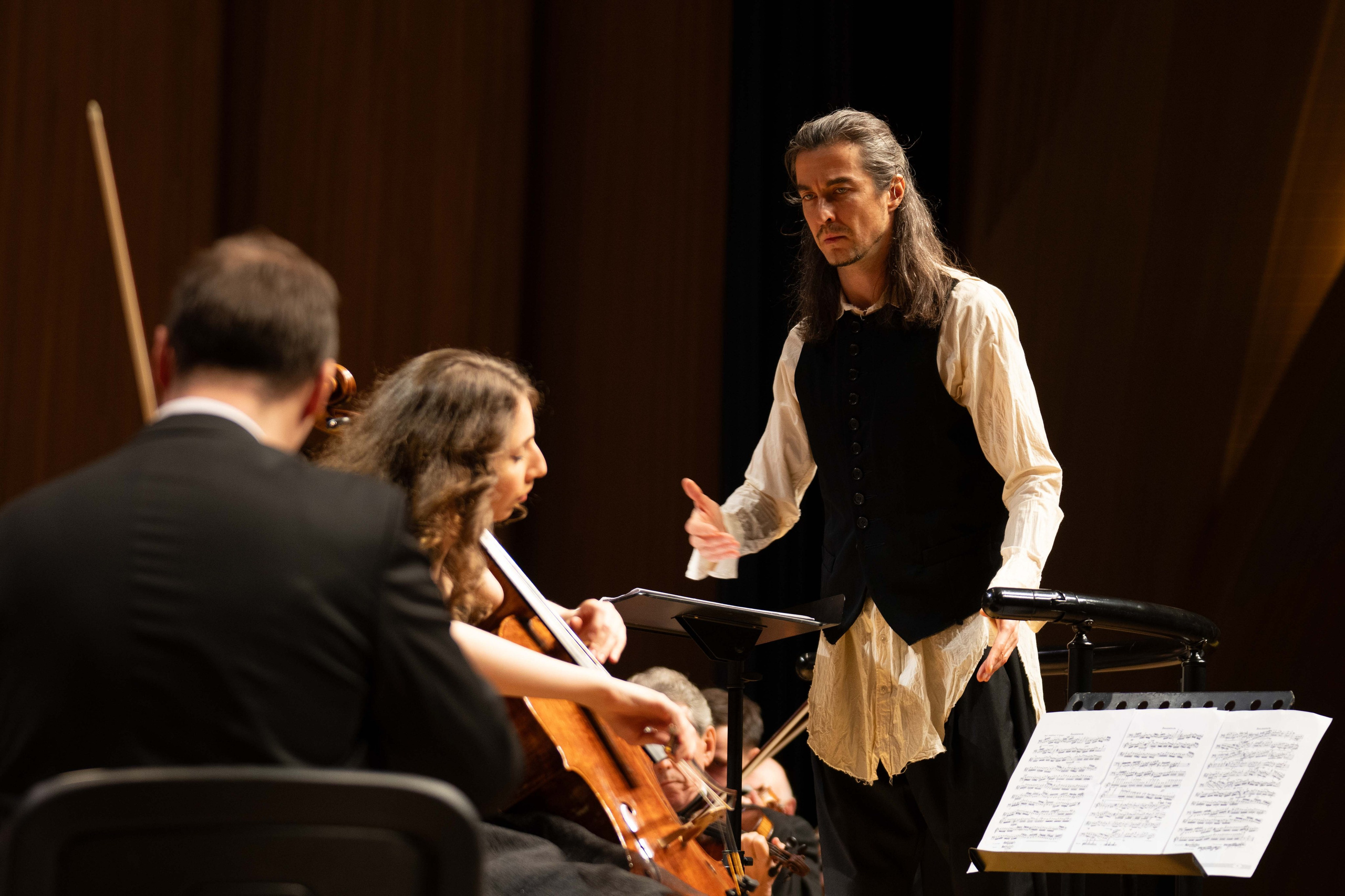 The Tchaikovsky Academic Grand Symphony Orchestra in Baku. Wedding&Event photographer Ismail Rzayev in Baku