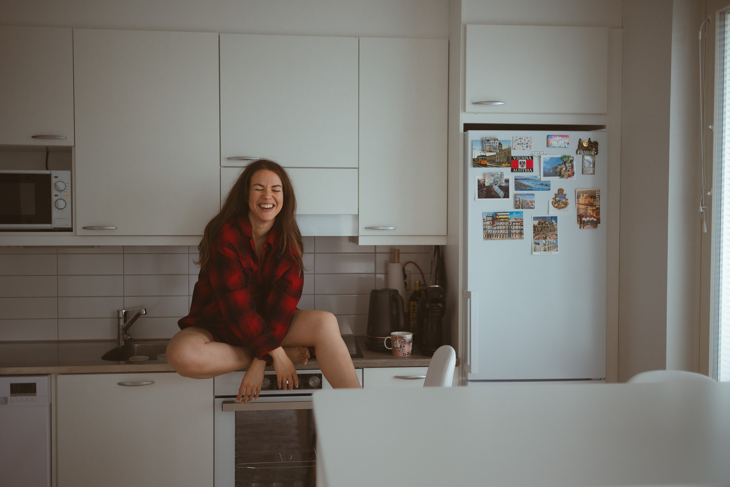 Boudoirkuvaus kotona -kuin tarina. Valokuvaaja Lahti, Helsinki Elena Salonen