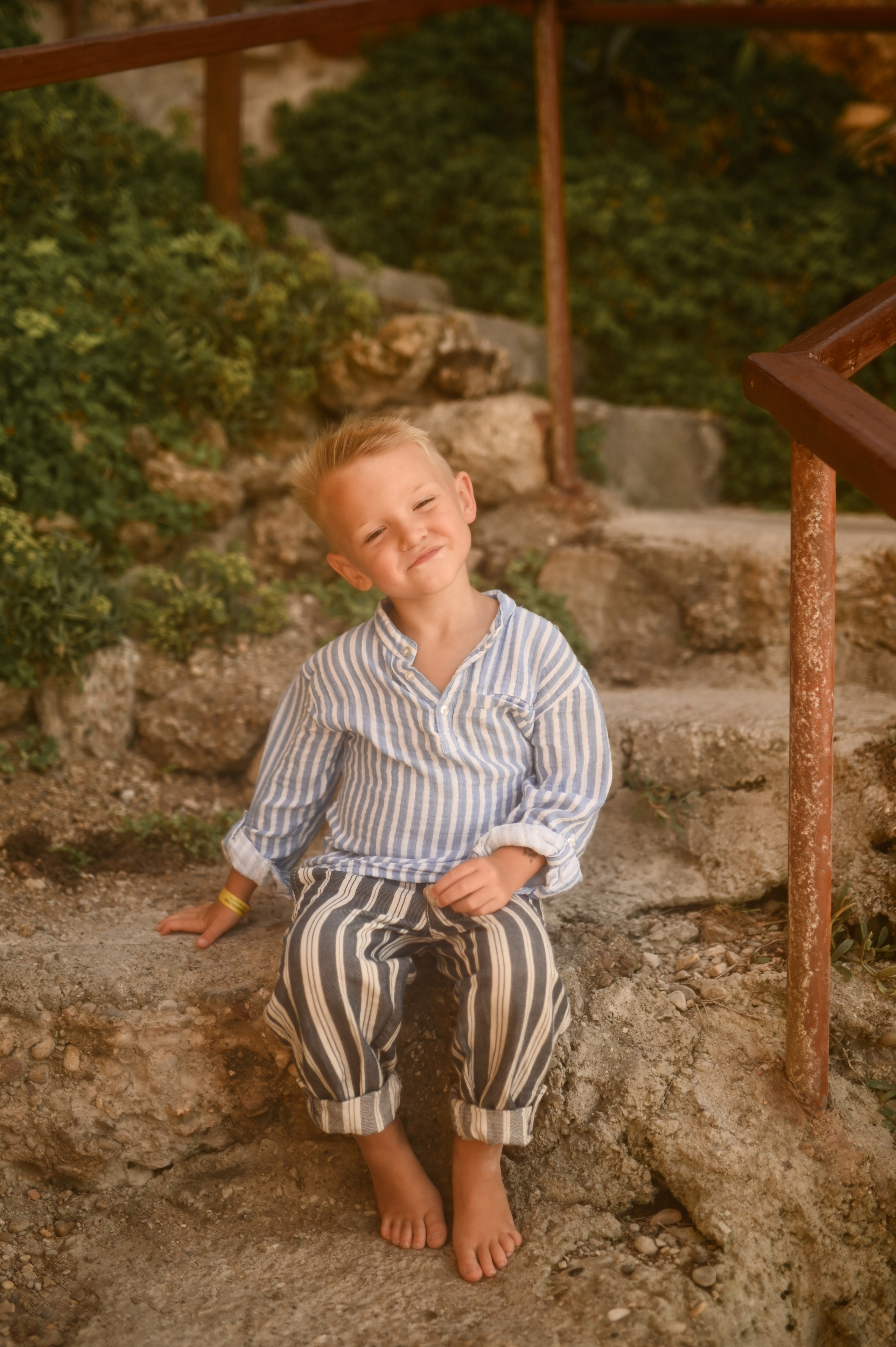 Family Photoshoot in Rhodes. Photographer in Rhodes Island
