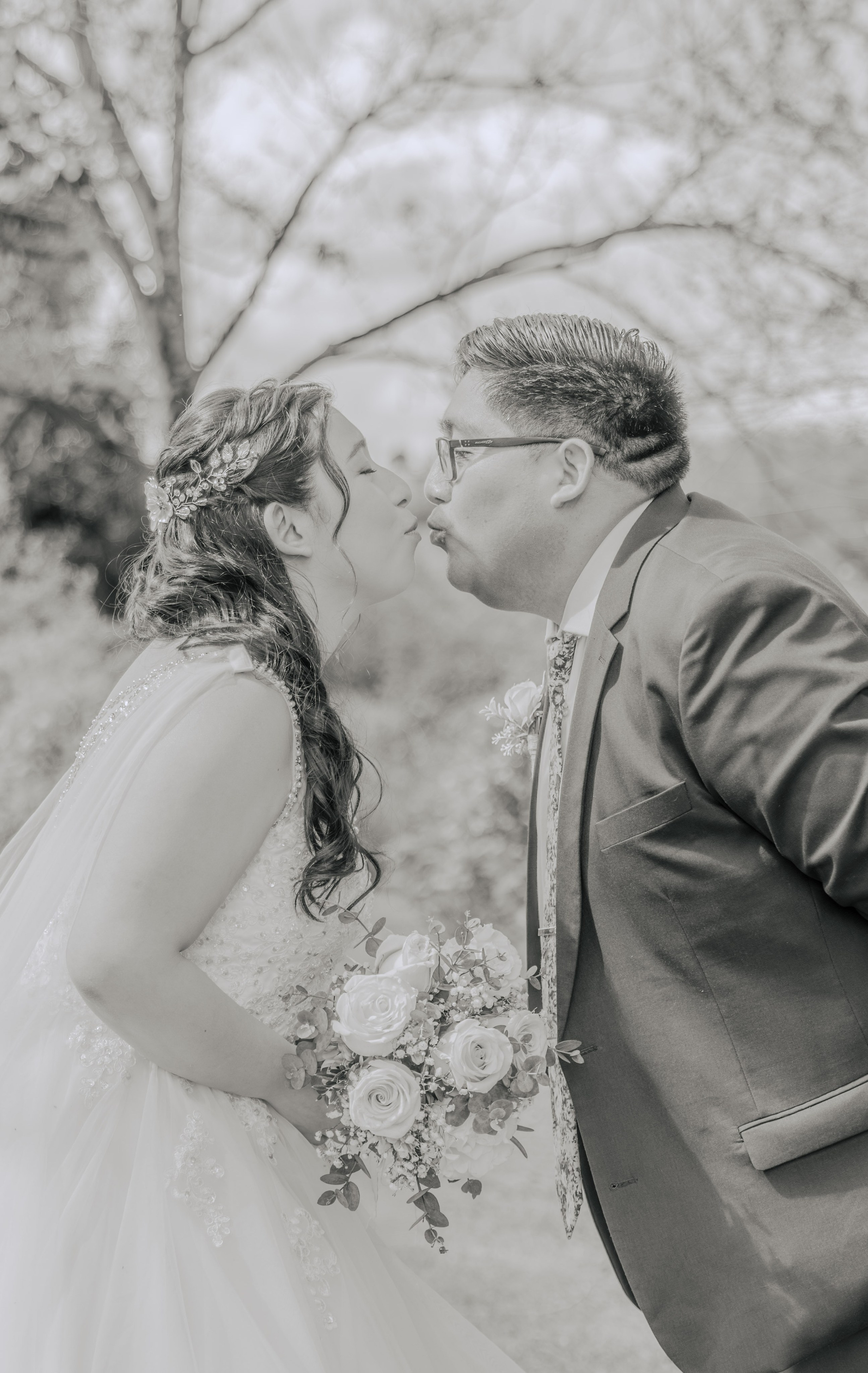 Johana y Edgar. Dinka & Emilio - El arte de preservar lo que no se repite