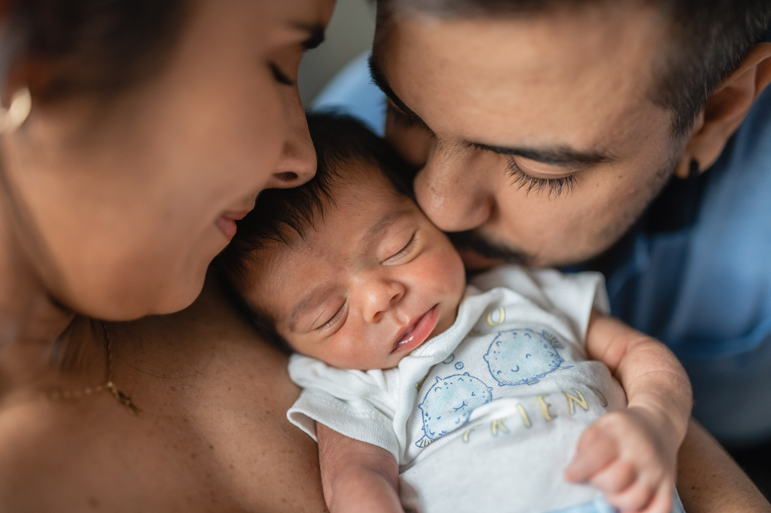 Newborn Lifestyle em Juiz de Fora | Auê Fotografia |  Juiz de Fora e Belo Horizonte. Auê | Fotografia Infantil e de Família em Juiz de Fora — Myriani Maganin