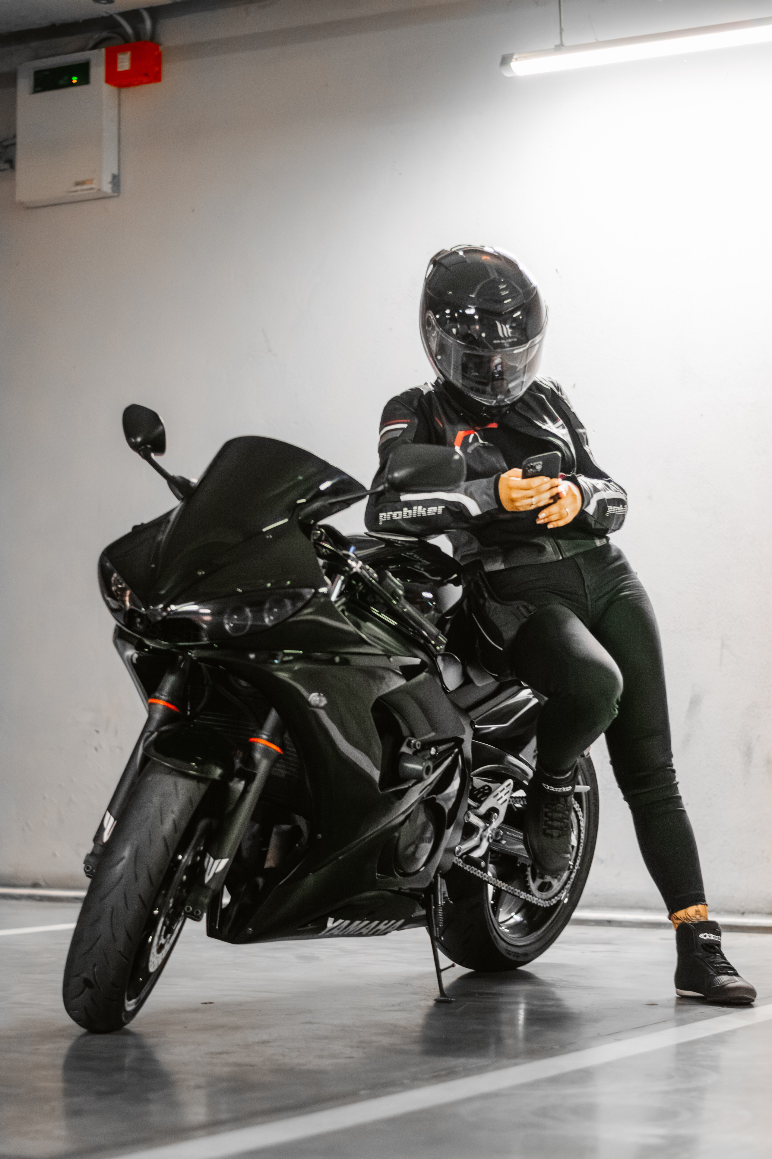 Yamaha R6. Johnnyshoots