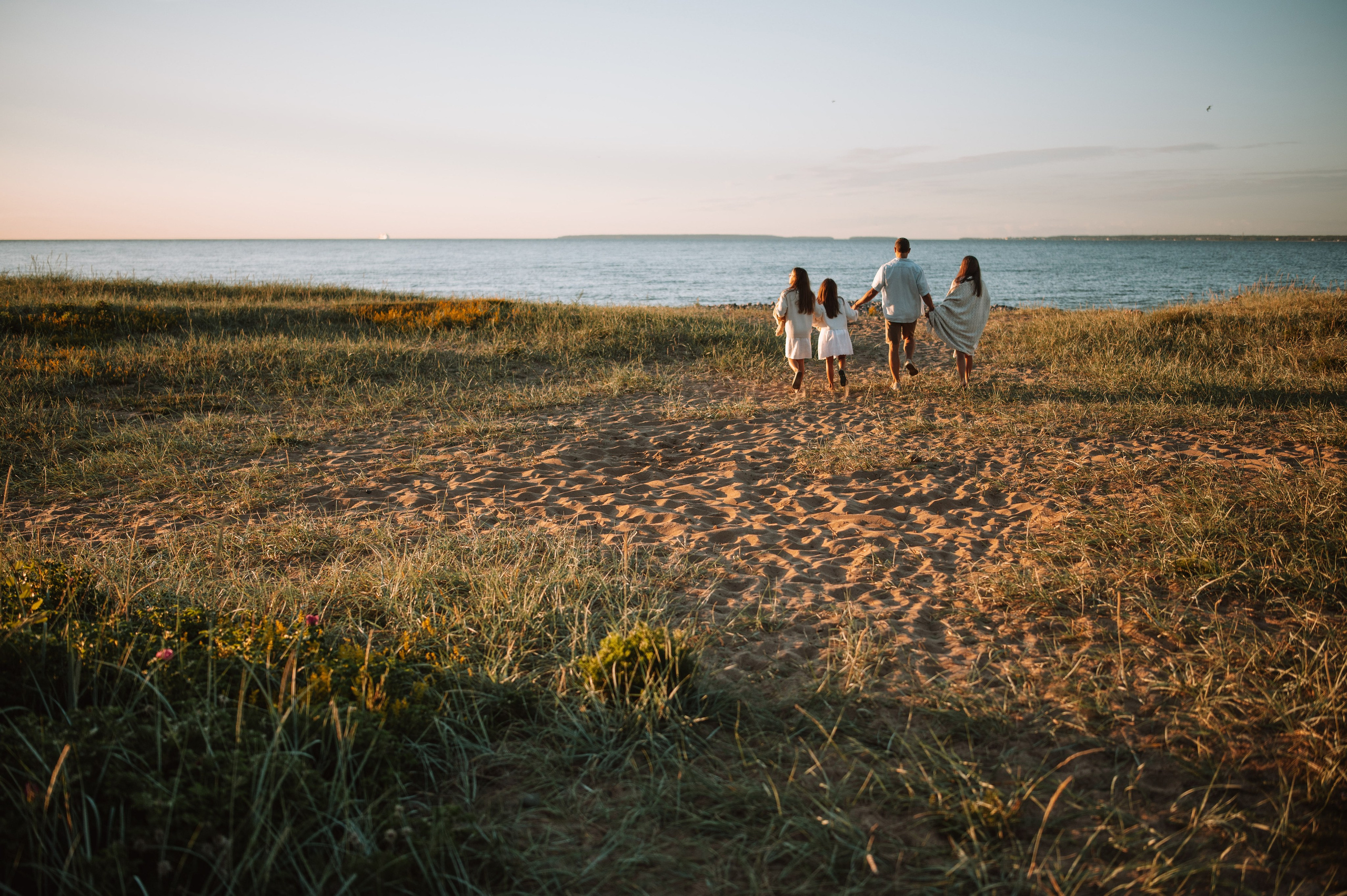 Летний вечер на Пальяссааре. Фотограф Таллинн — свадьба |семья | lovestory