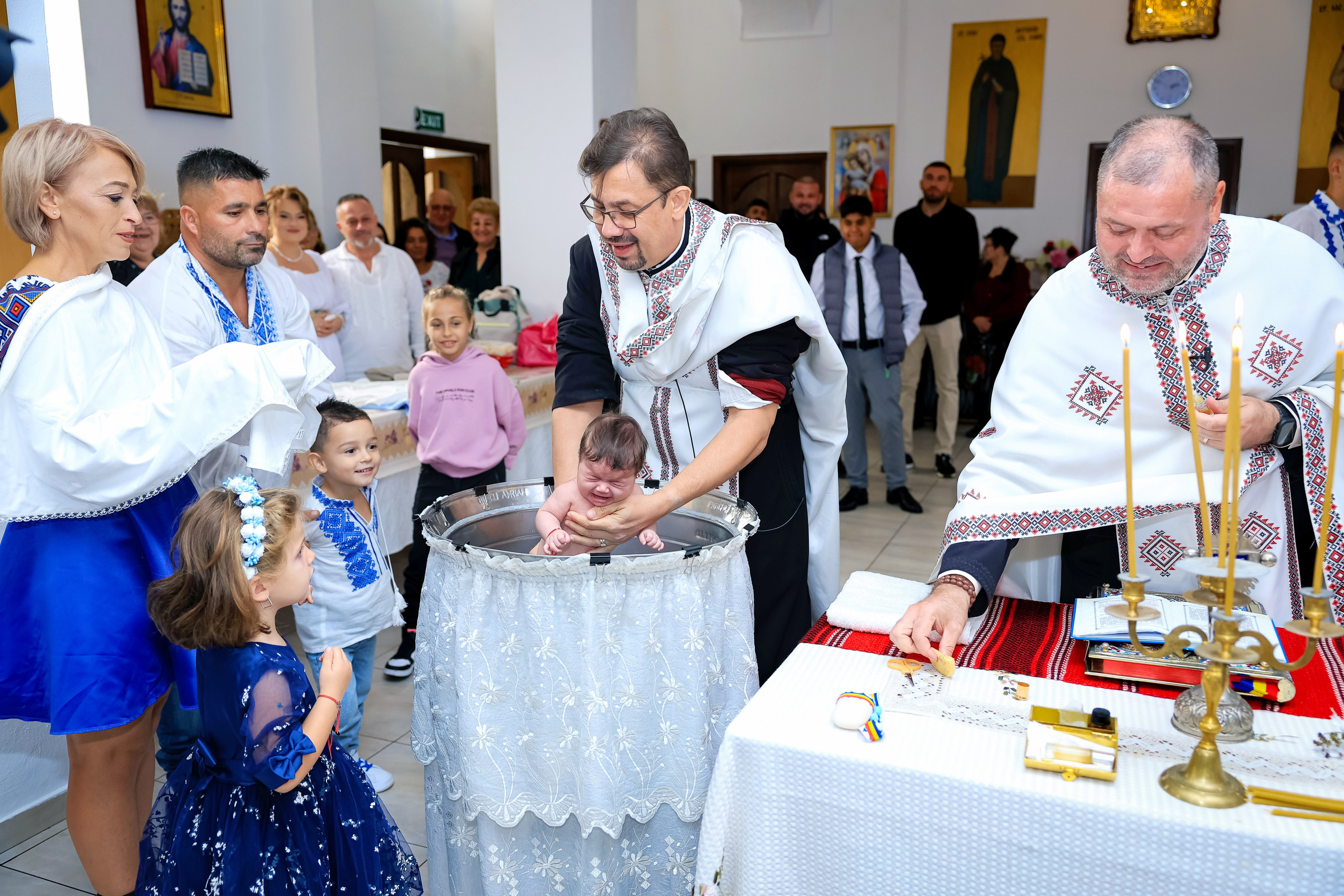 Andrei Sebastian. Moments By Gub