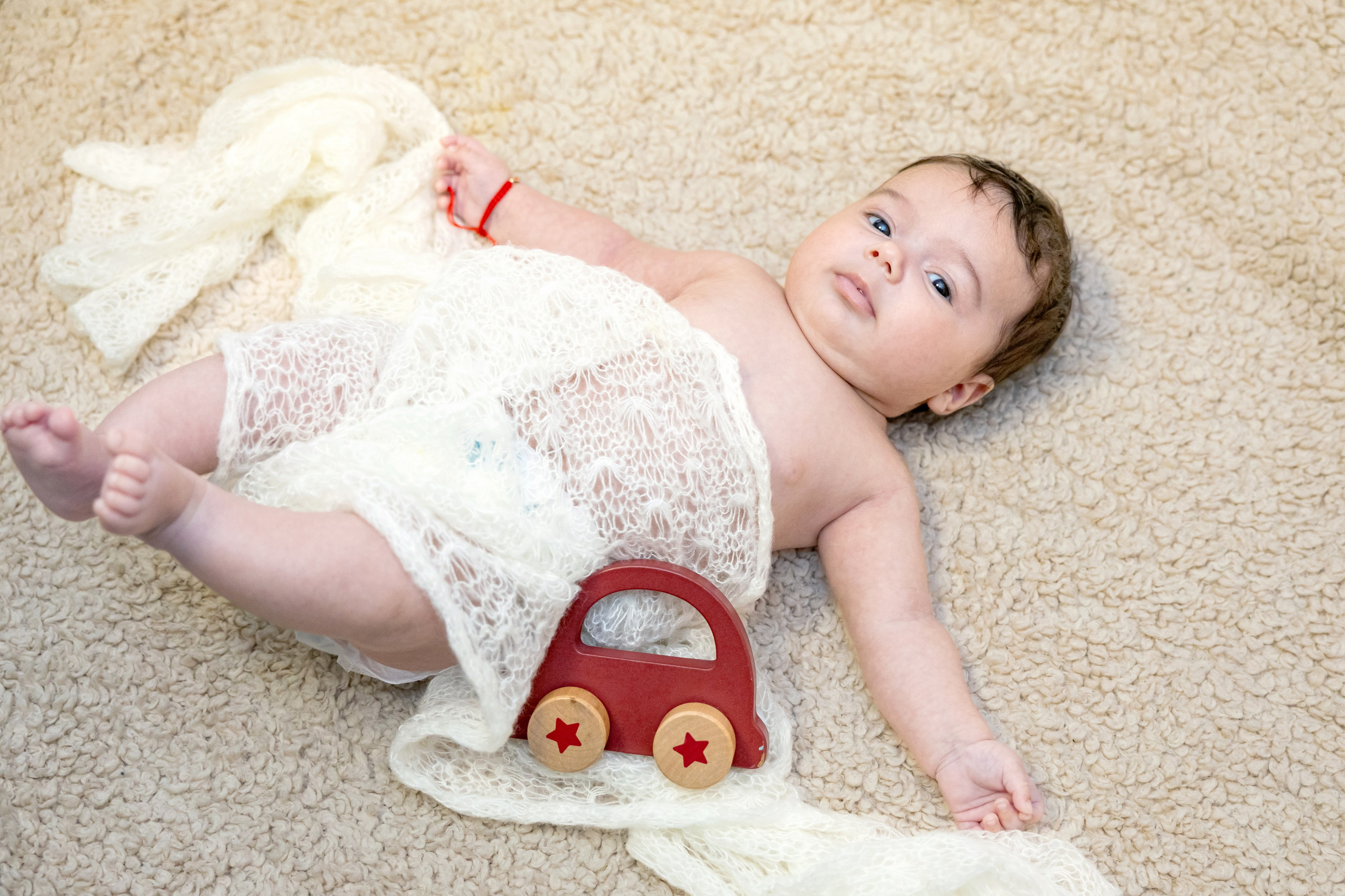 Andrei Sebastian. Moments By Gub