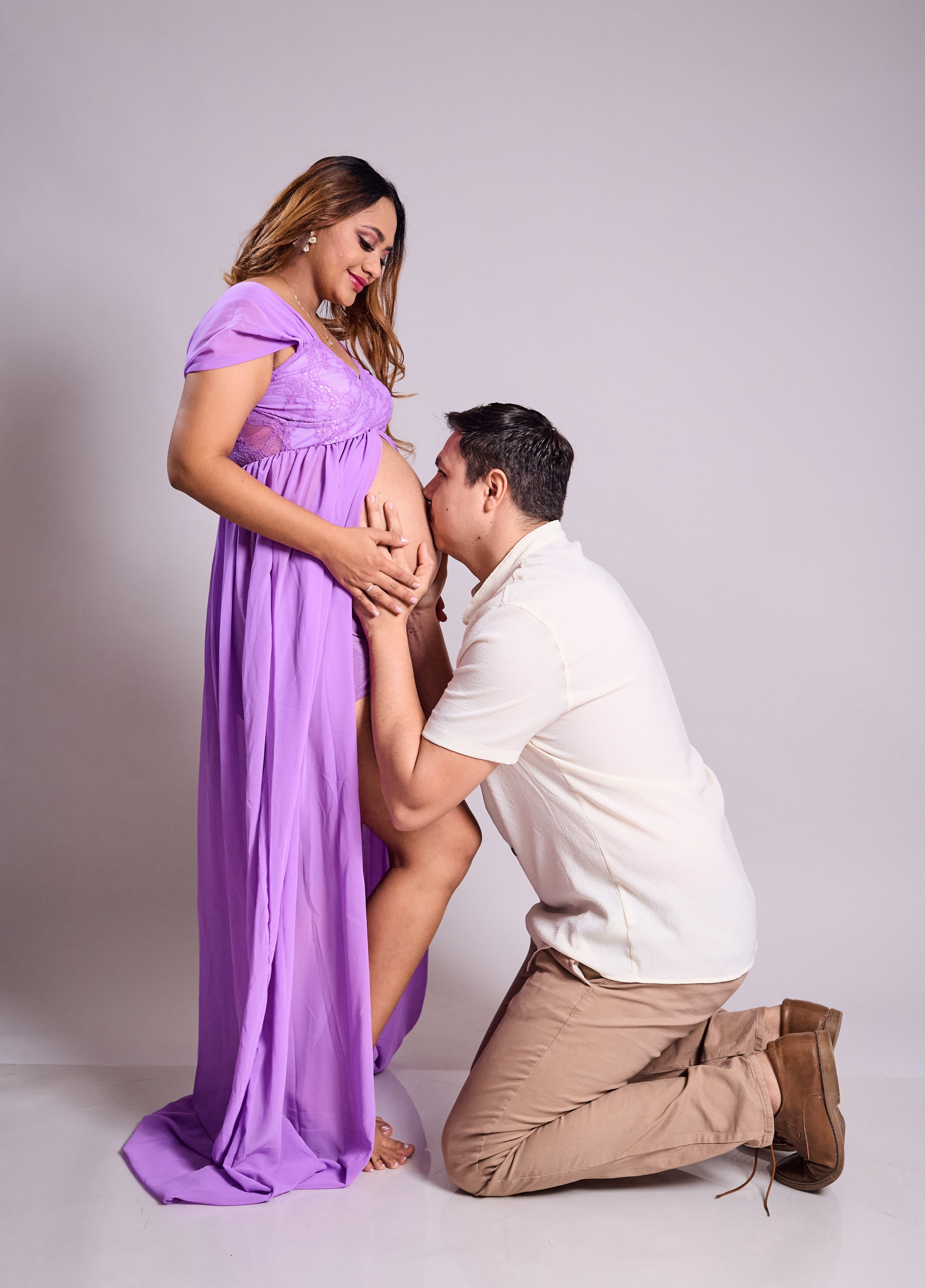 Angel y Luisa Prenatal. Christian Ku fotógrafo en Mérida, Yucatán