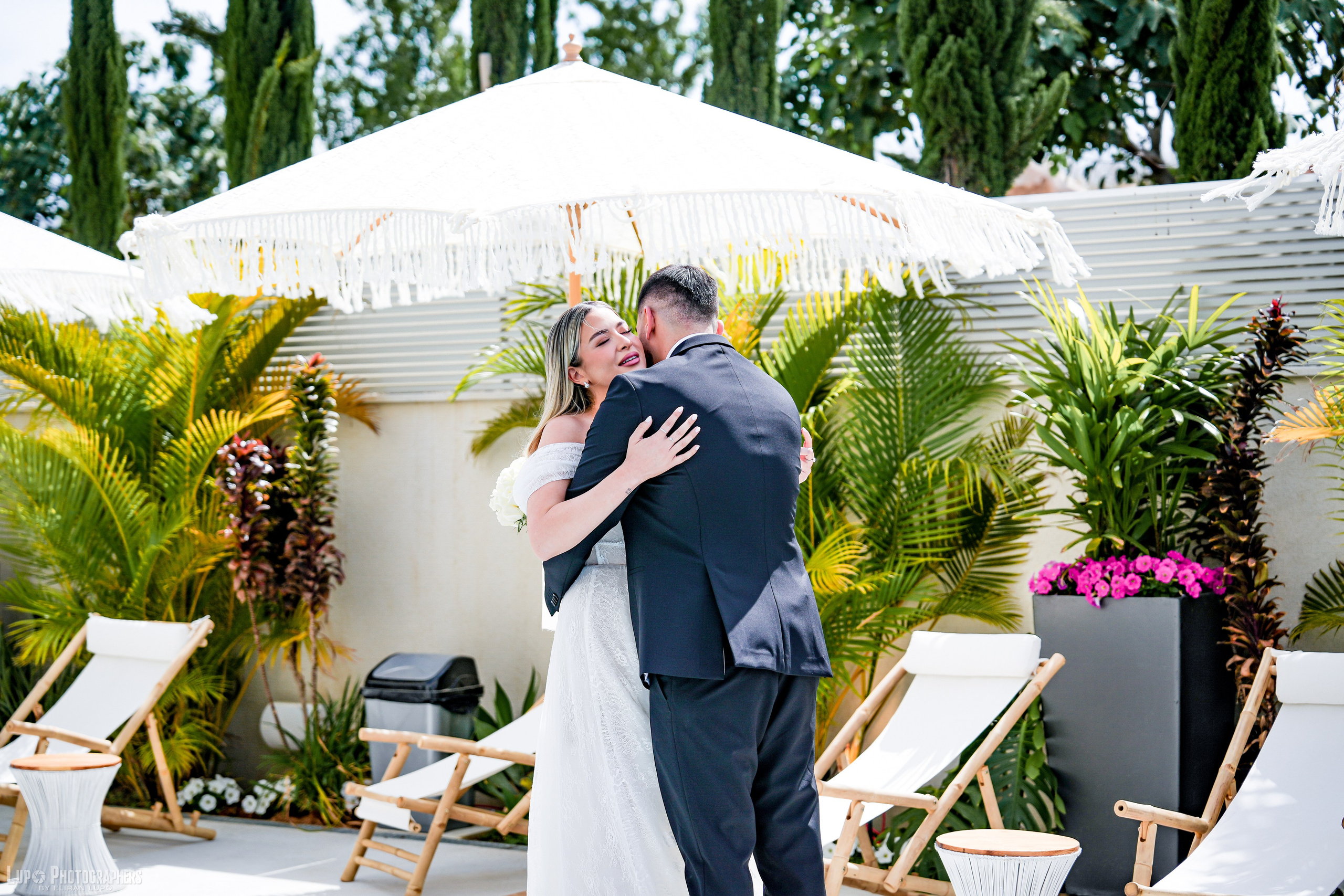 Tevel & Elad. לופו צלמים — צילום חתונות ואירועים