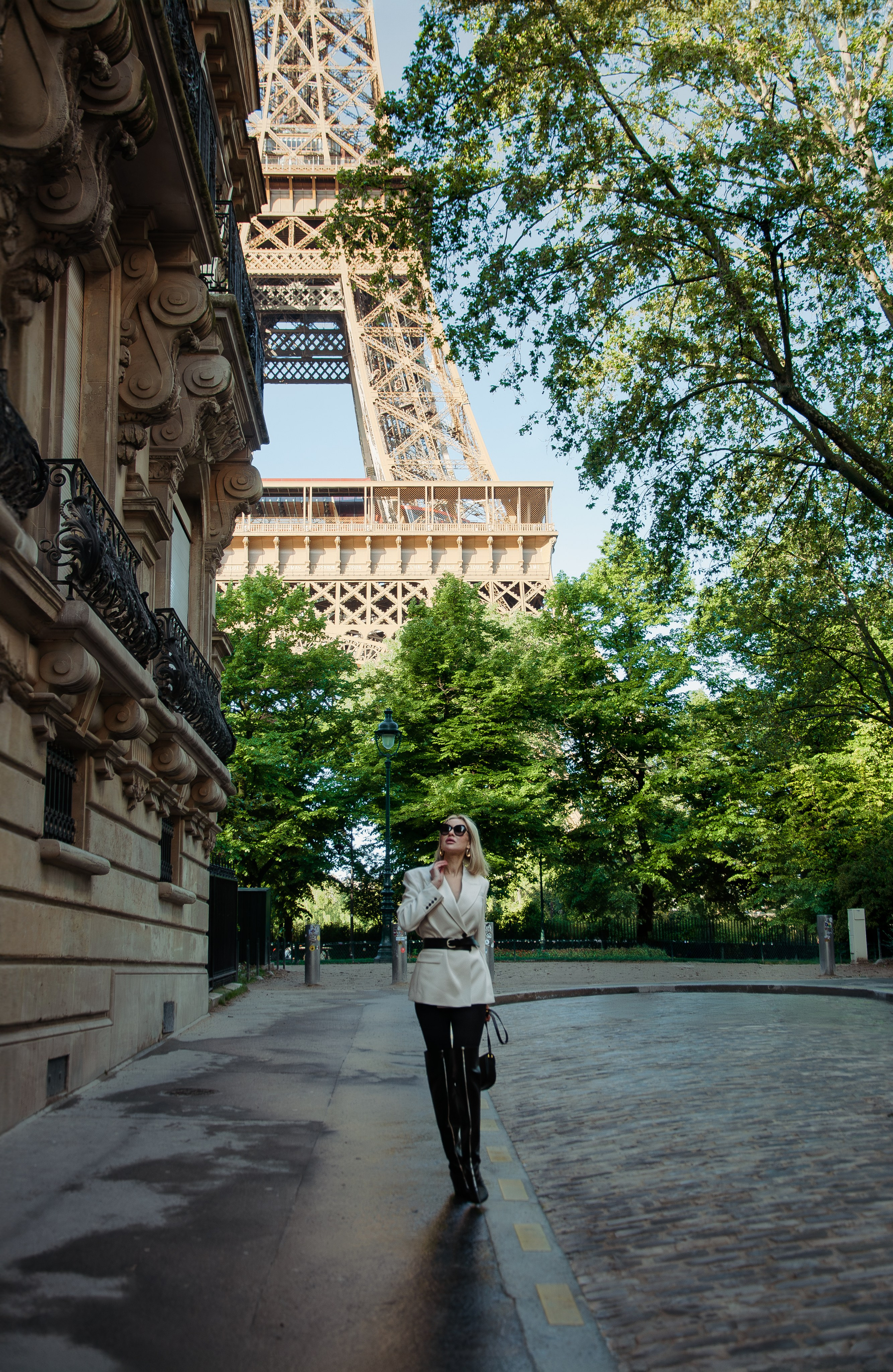 Фотосессия с подругой в Париже. Фотограф в Париже Полина Осипова