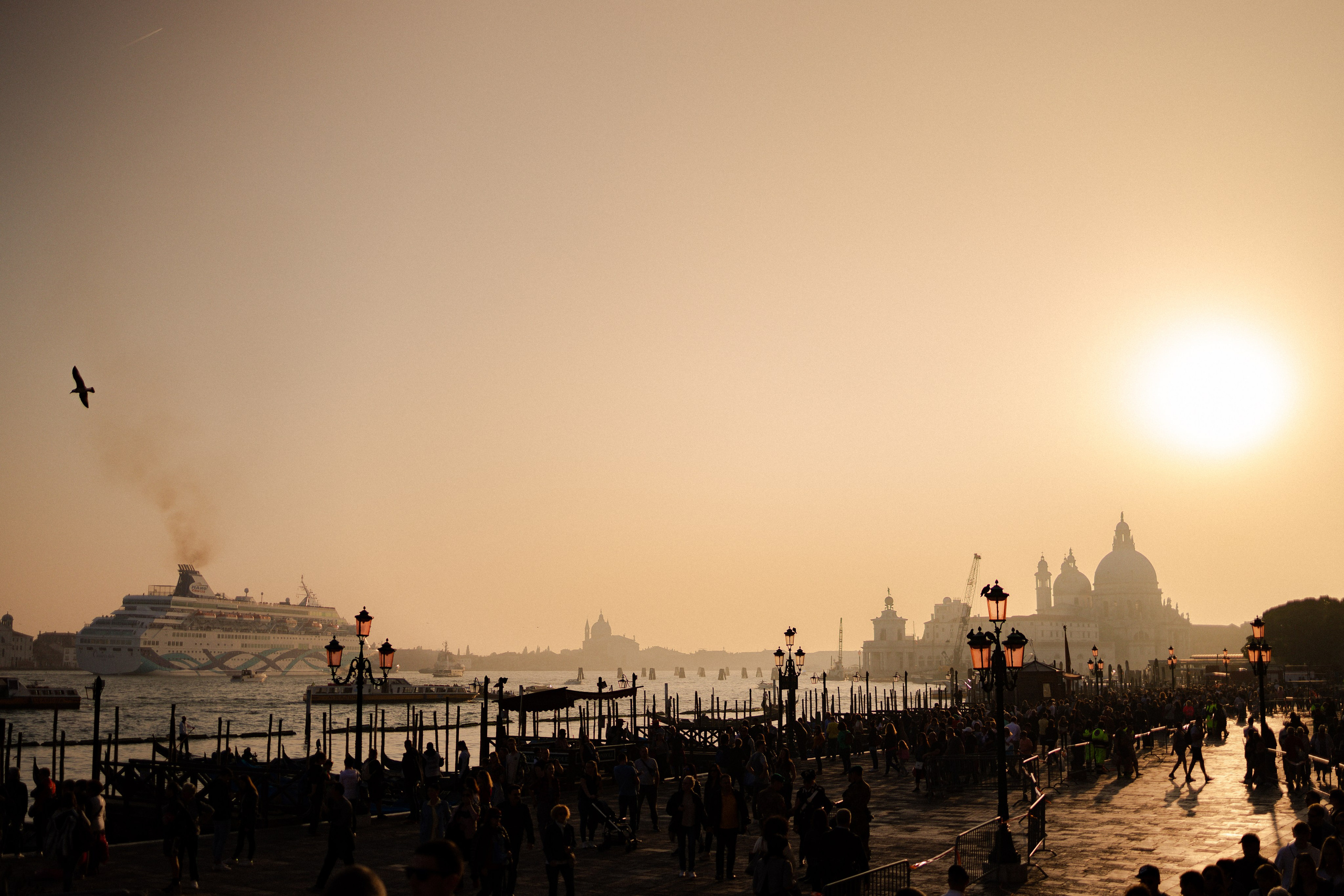 Street Photography. Portree- ja perefotograaf Anton Hansen Tallinnas, Eestis