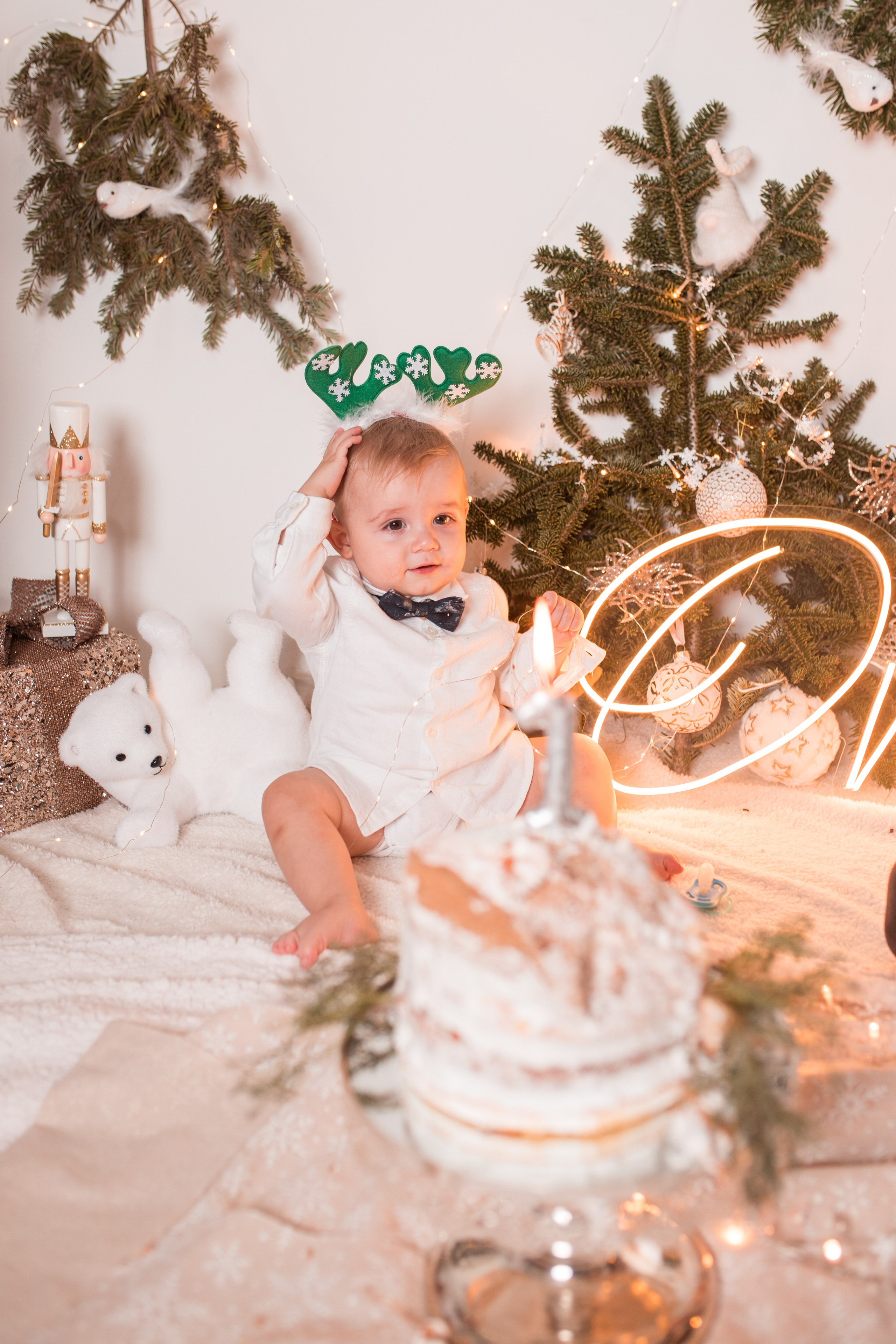 ILIJA 1TH BIRTHDAY SMASH CAKE. HOME