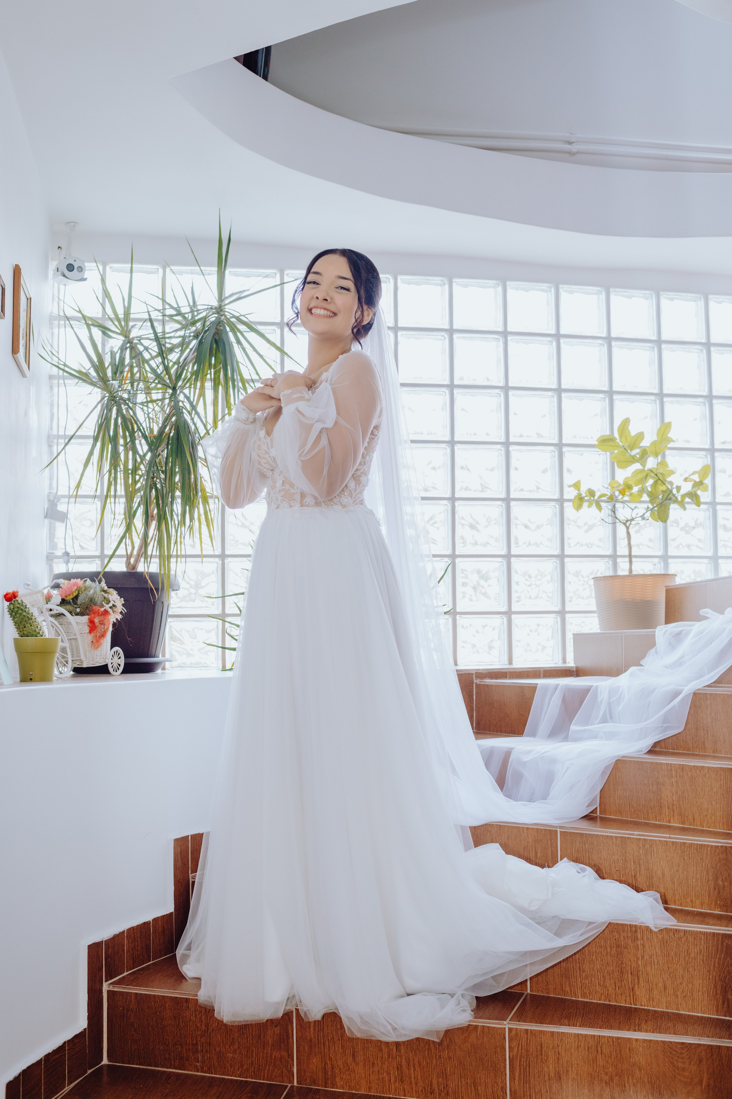 Moise & Delia. Wedding & couple photographer from Romania Rut Vetan