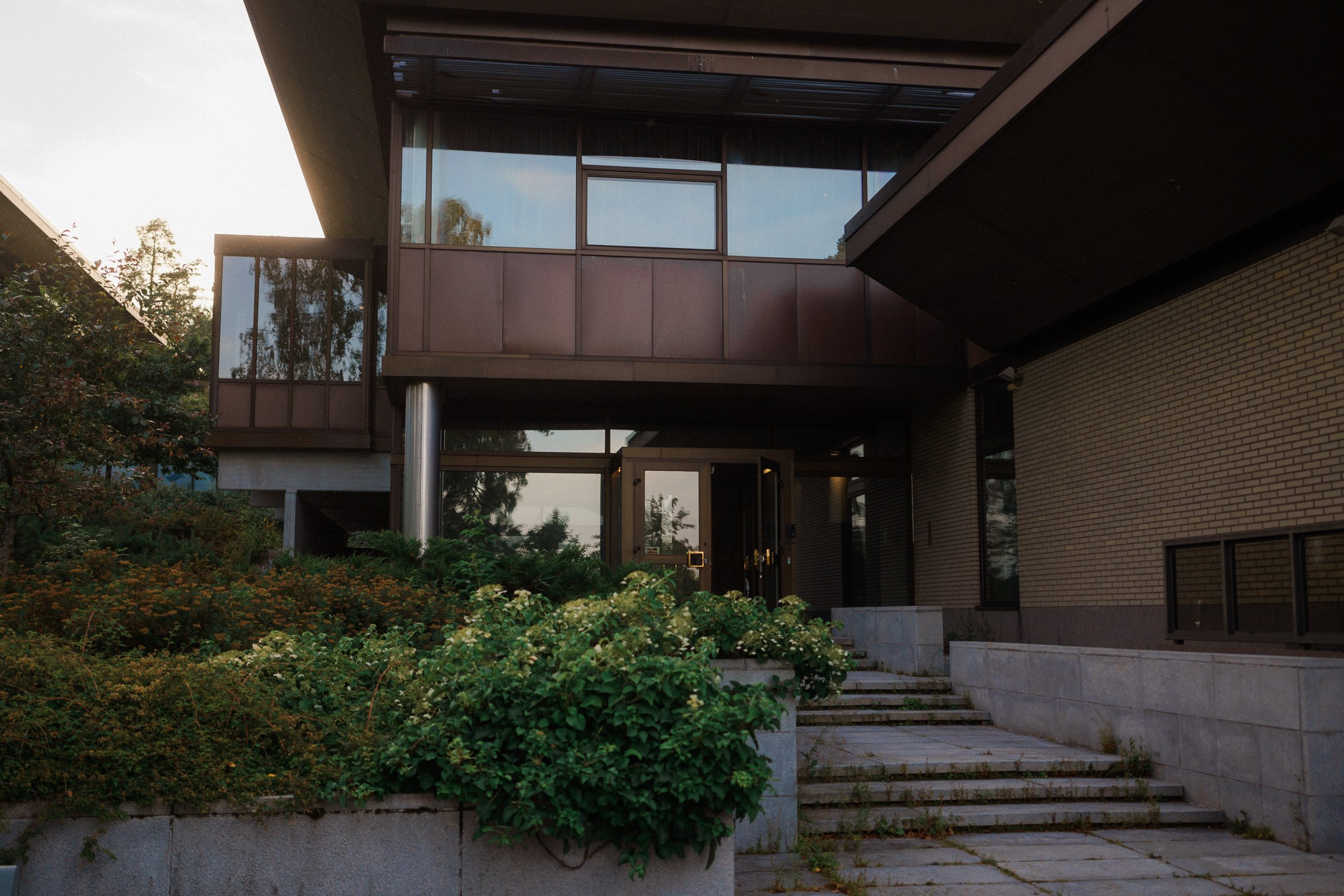 Dokumentaarinen hääkuvaus Långvik, kirkkonummi, Helsinki