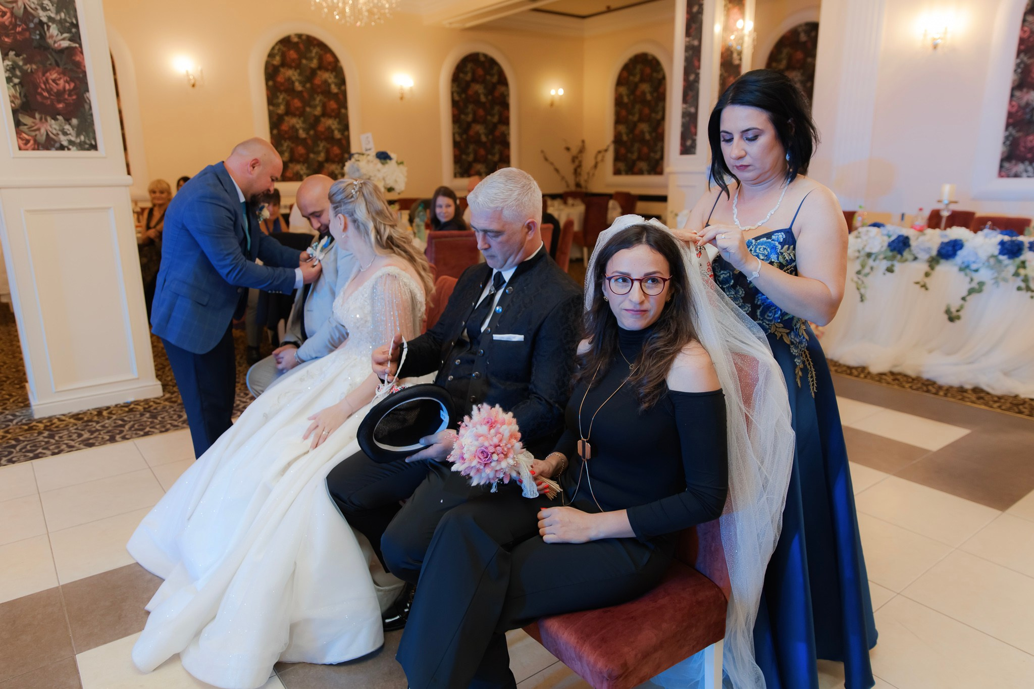 Mihai & Oana. Servicii foto-video profesionale, pentru momente de neuitat