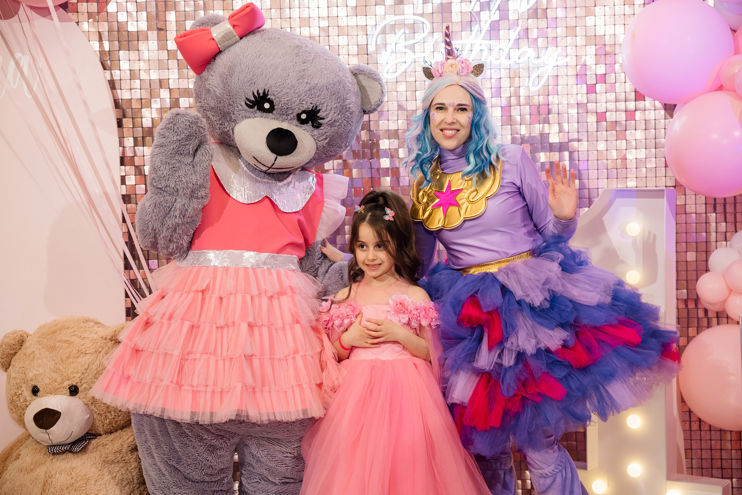 04.13.2025 First birthday. Wedding family event photographer in Chicago Nick Yushevich