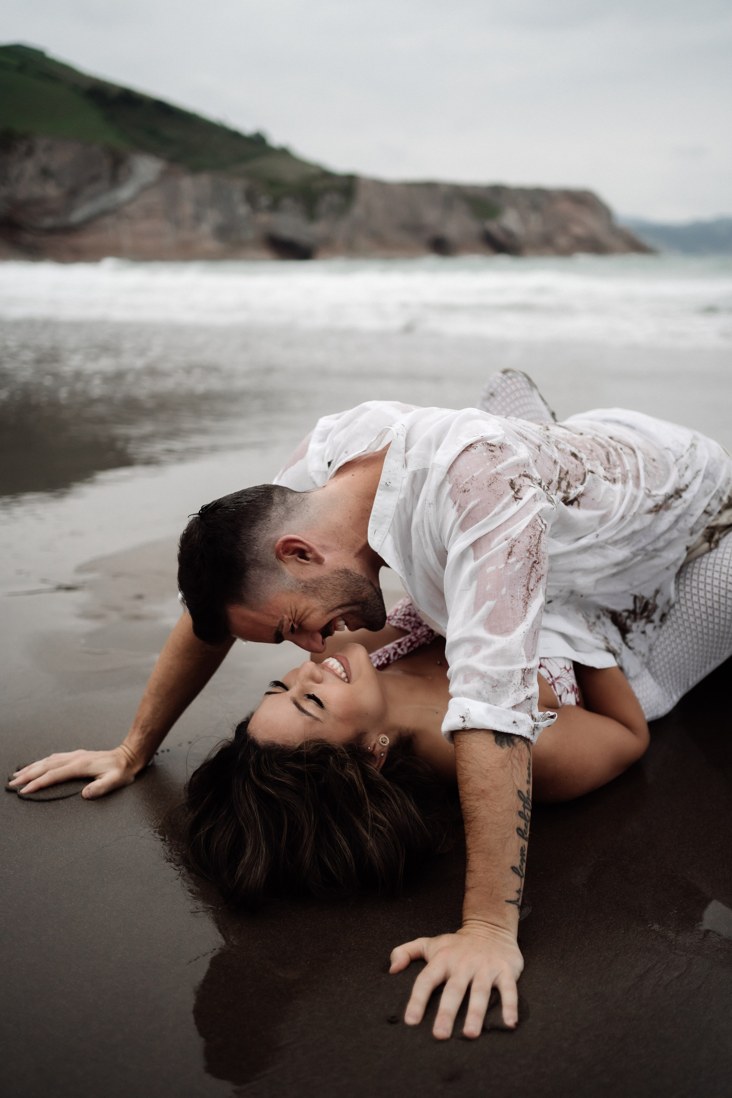 Love story. Holigood foto y video reportaje de bodas en San Sebastián y Europa