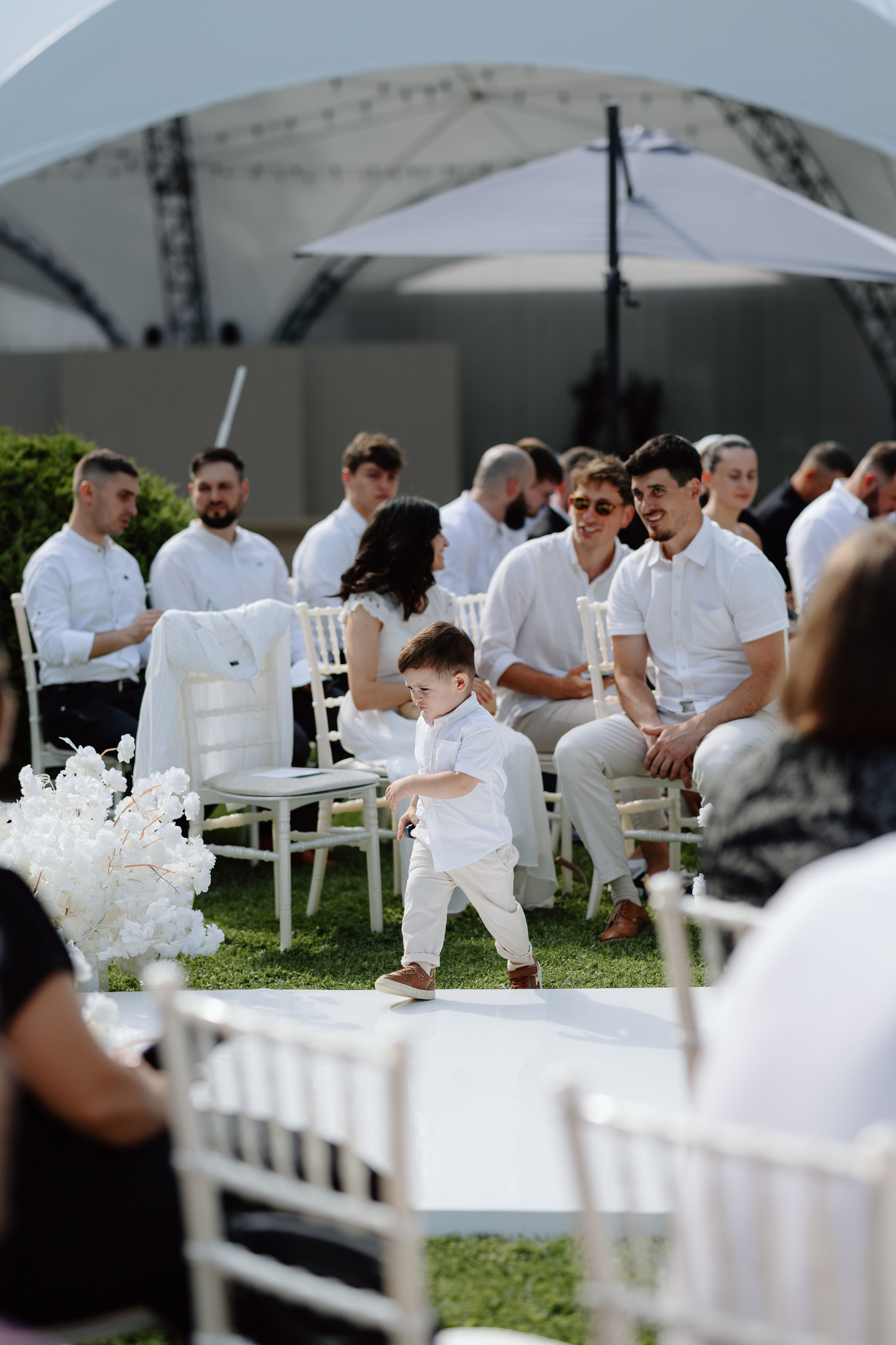 Corina & Dumitru. Main