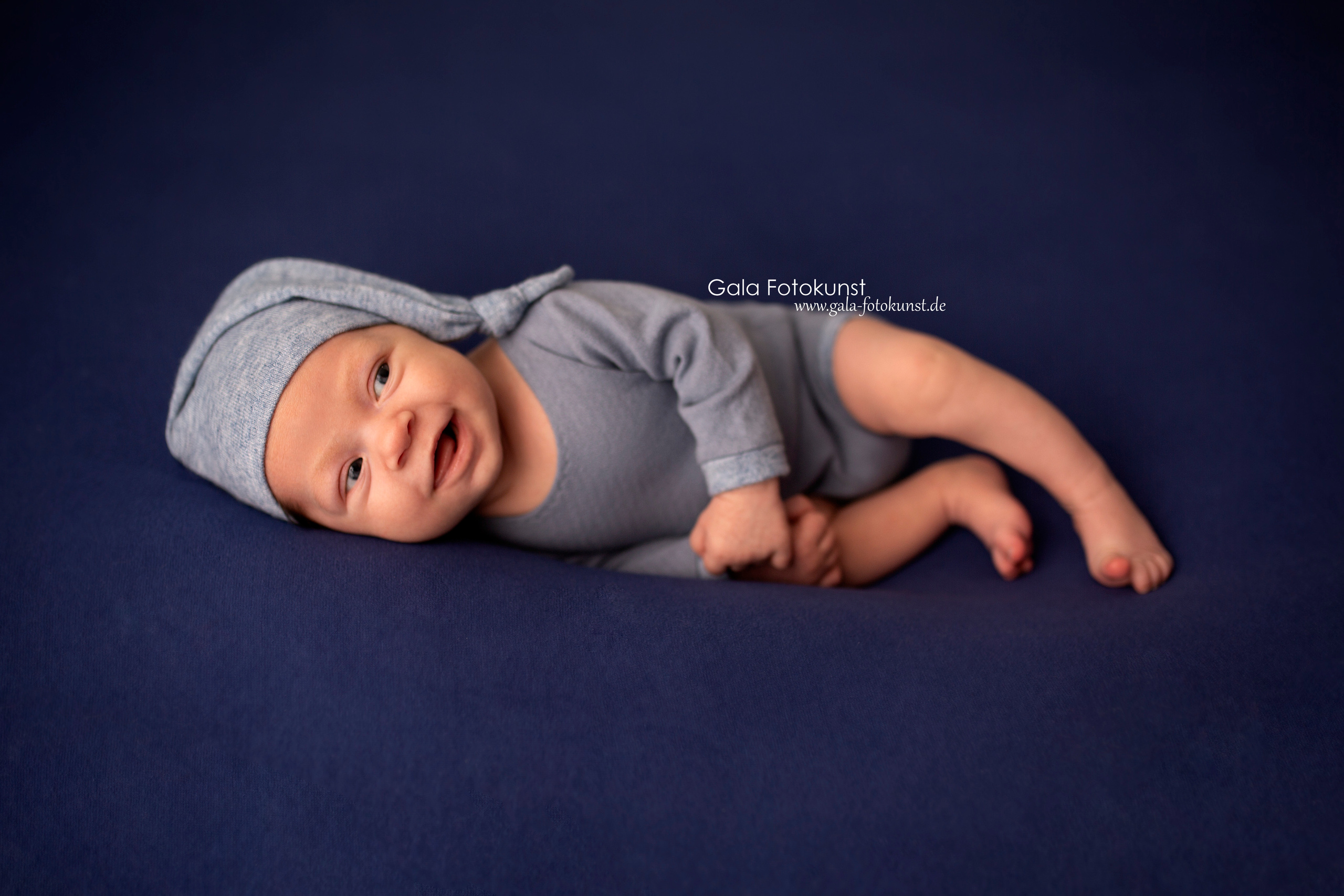 Neugeborene. Neugeborenen, Familien, Geschwister Fotografin aus Delmenhorst