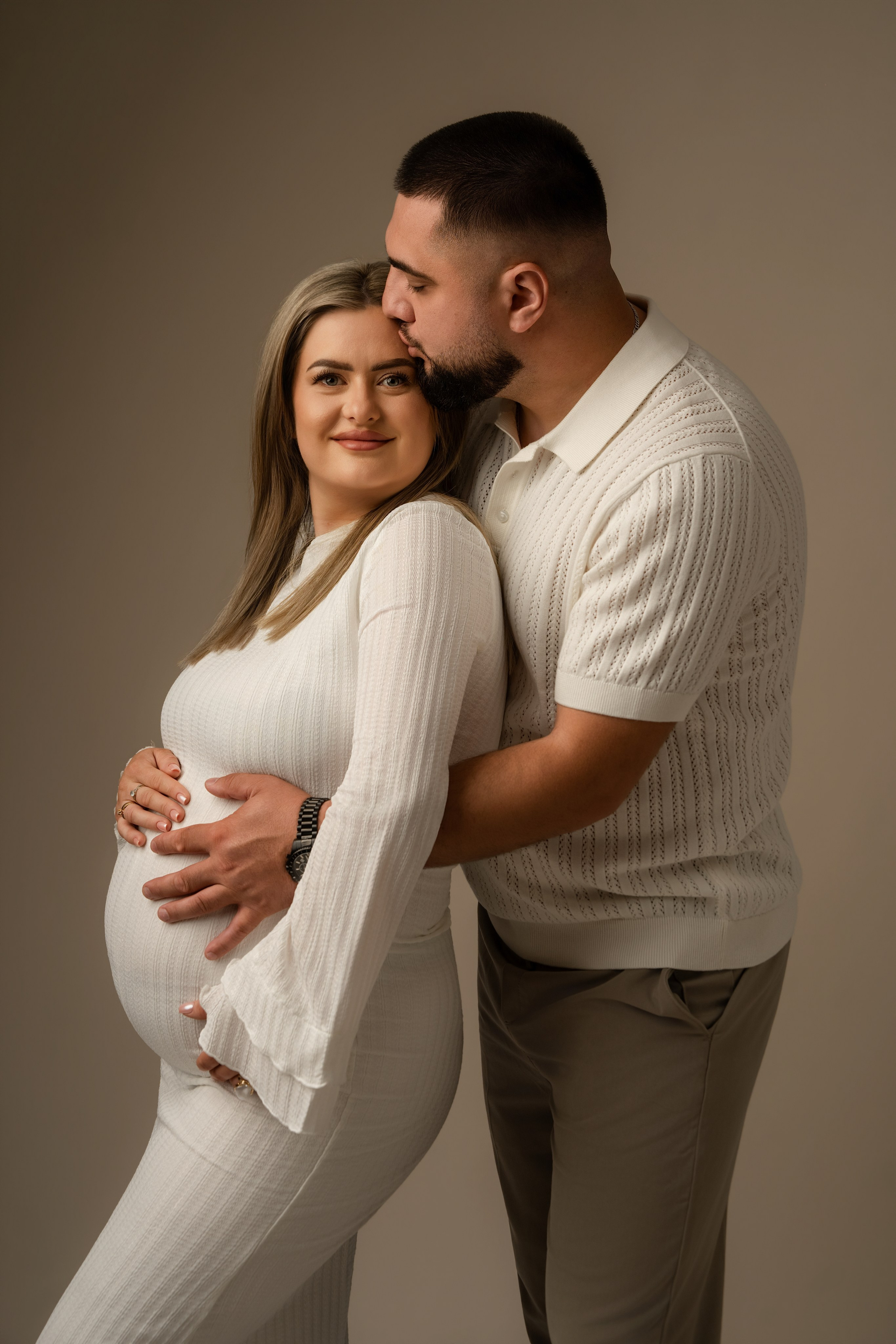Photographe grossesse Paris, Pregnancy photographer Paris. Photographer in Paris