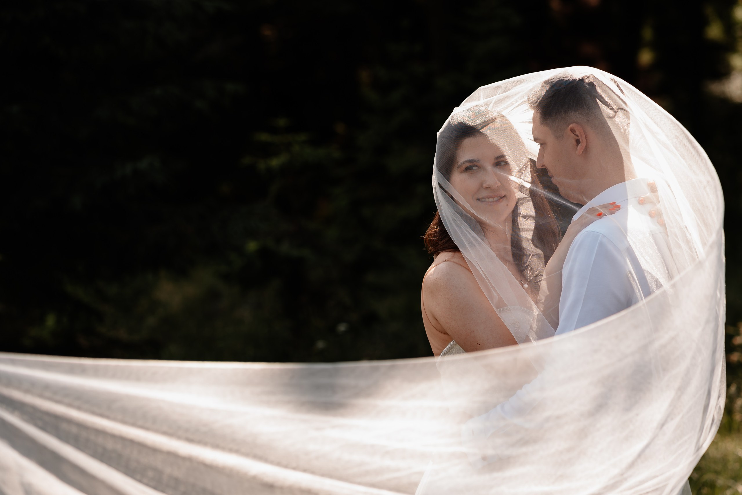 Trash the dress — Lorena&Adi  - Mihai Popa. Mihai Popa |Wedding Photographer | Worldwide | Bucharest