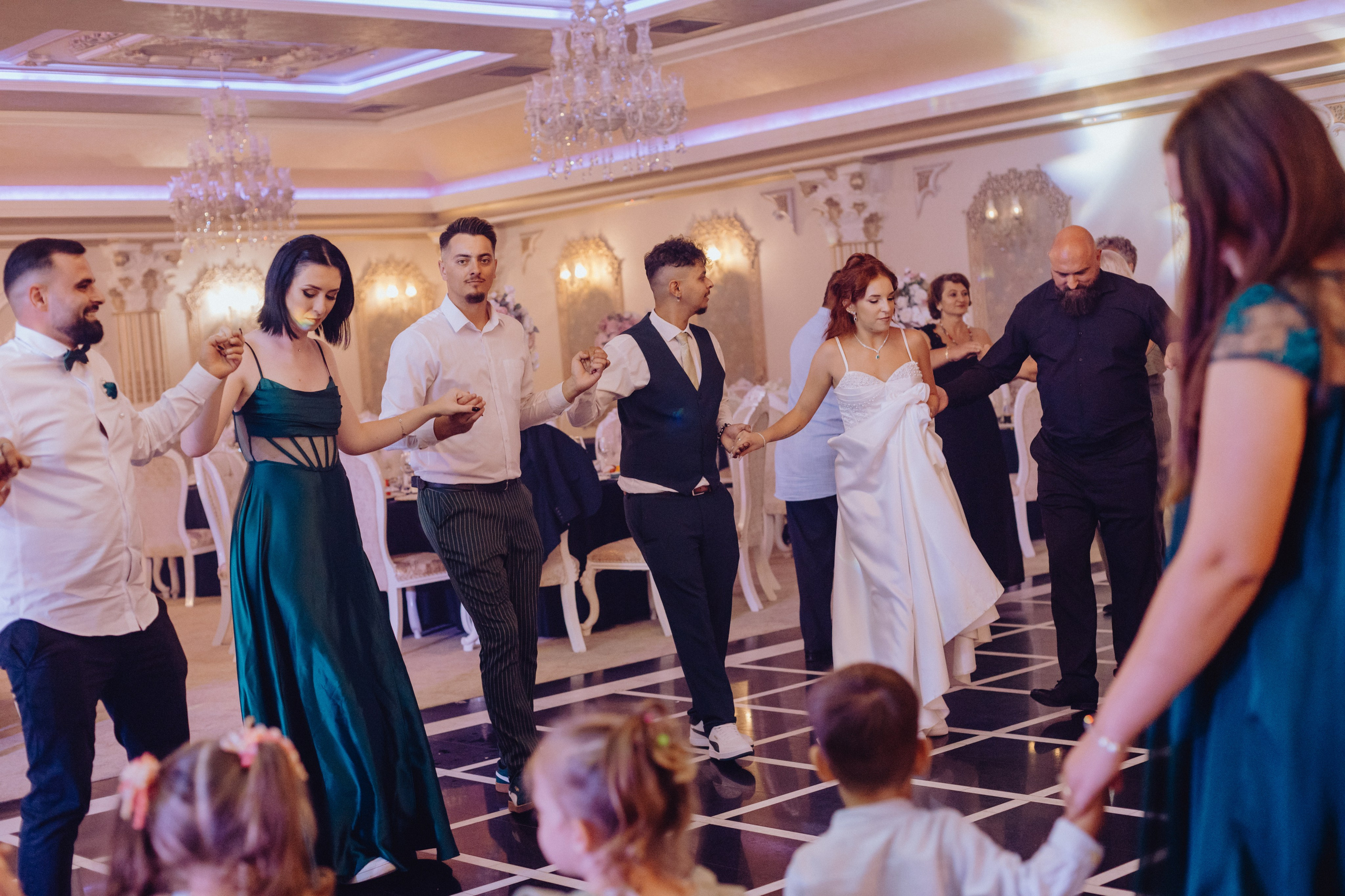 Paul & Maria. Wedding & couple photographer from Romania Rut Vetan