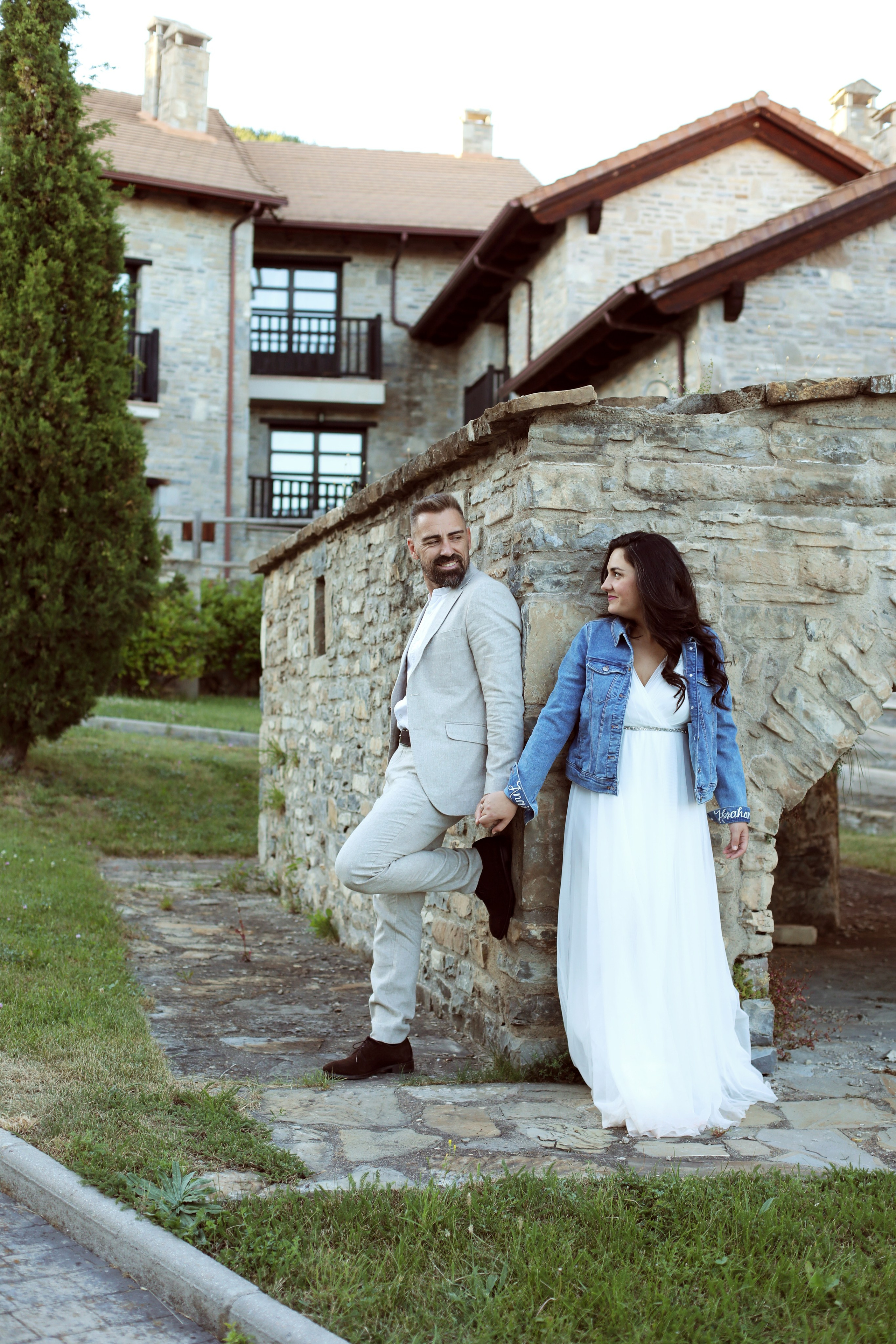 Anais & Habraam. Fotografía de Eventos, Embarazo y Familiar en Pirineos