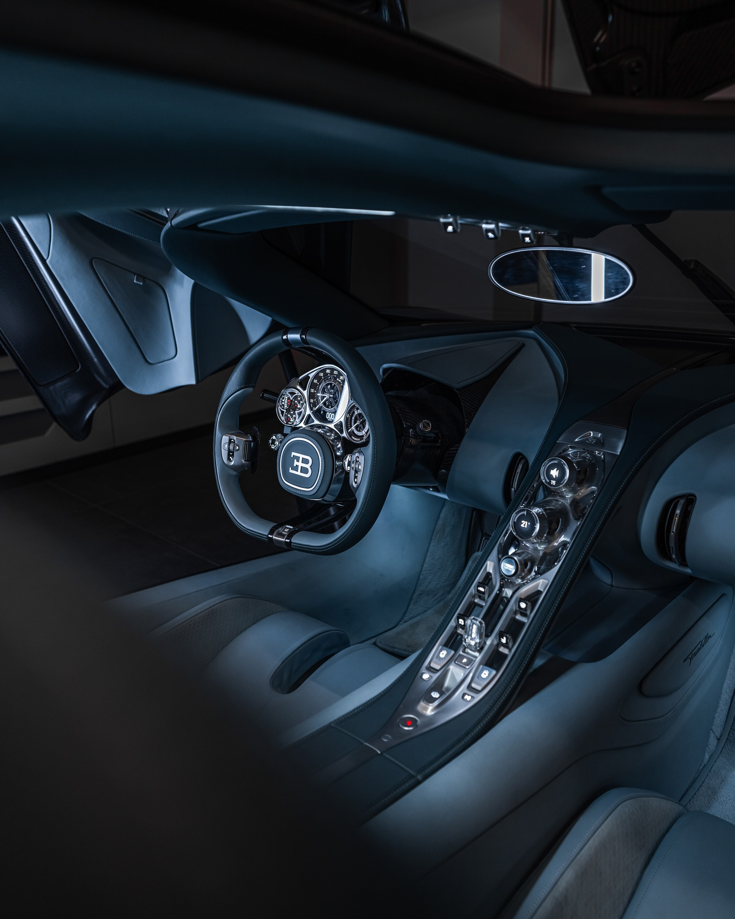 BUGATTI. WORLDWIDE COMMERCIAL AUTOMOTIVE PHOTOGRAPHER