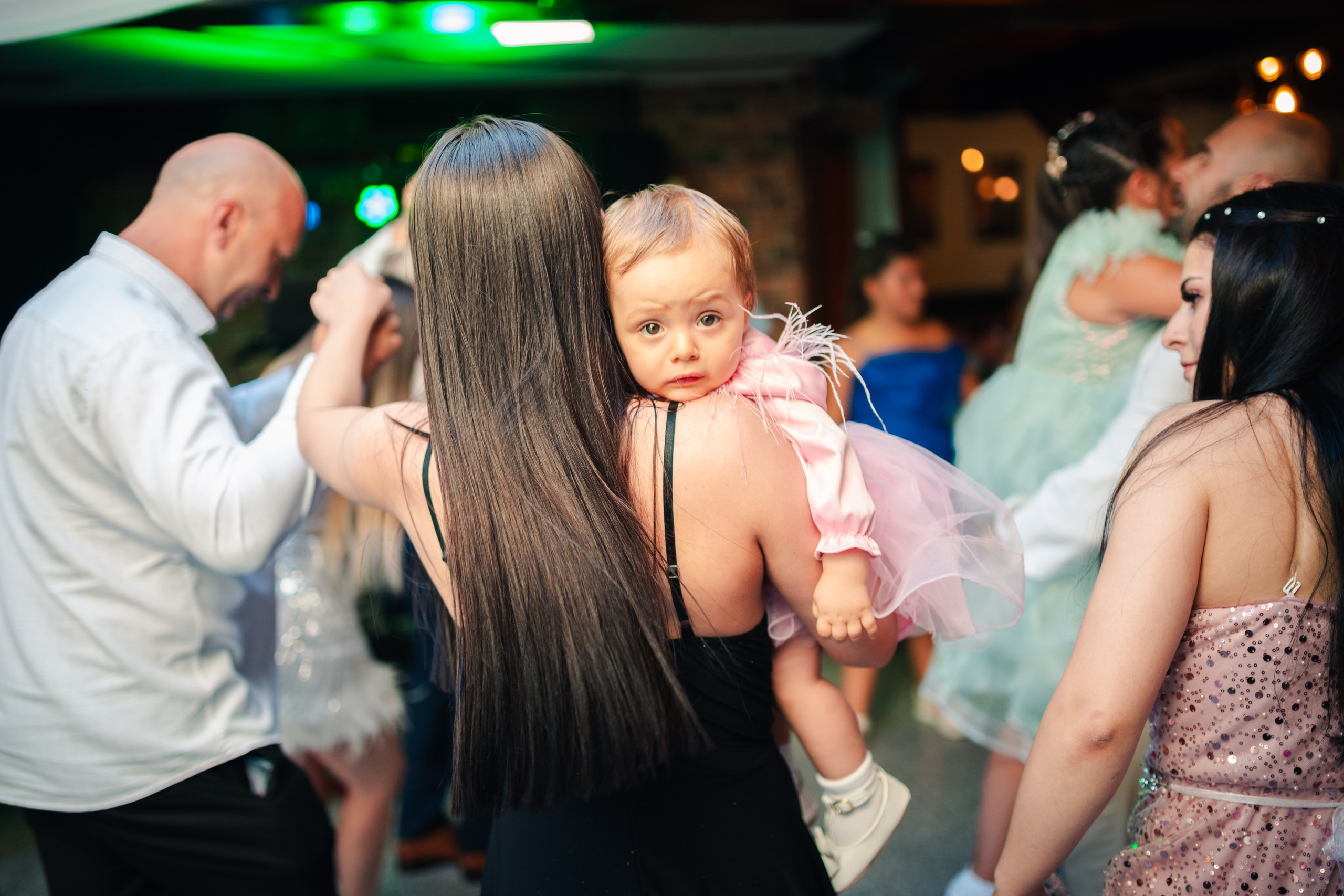 Micuta Sara-Lavinia. Fotograf de nuntă în Germania