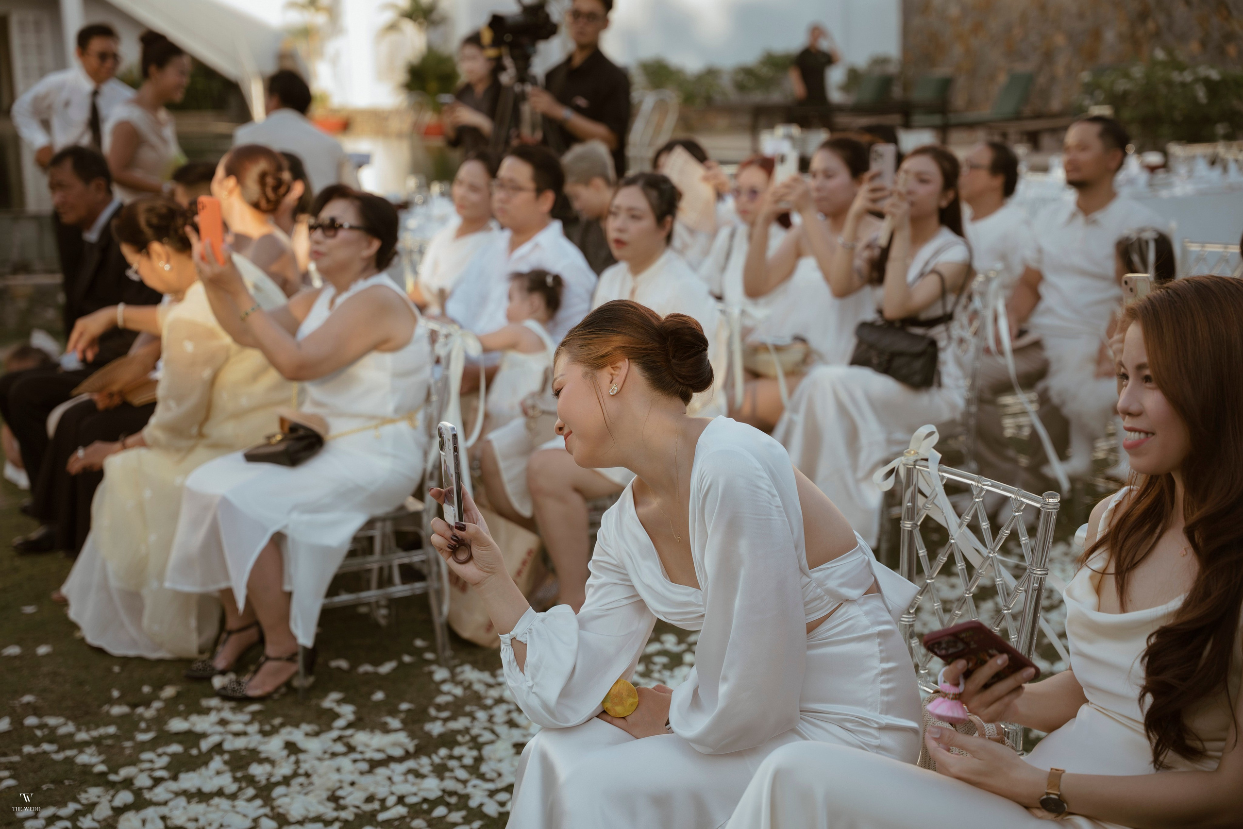ALEX & NICOLE. WEDDING PHOTOGRAPHER IN VIETNAM