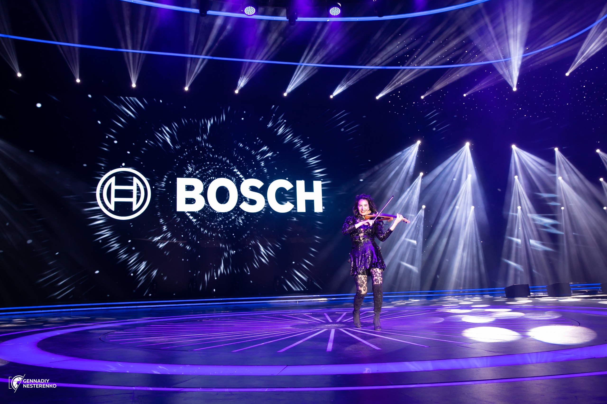 Презентация BOSCH CARBON BLACK. Профессиональная Фото-Видео Студия Геннадия Нестеренко | Ташкент и Весь Узбекистан