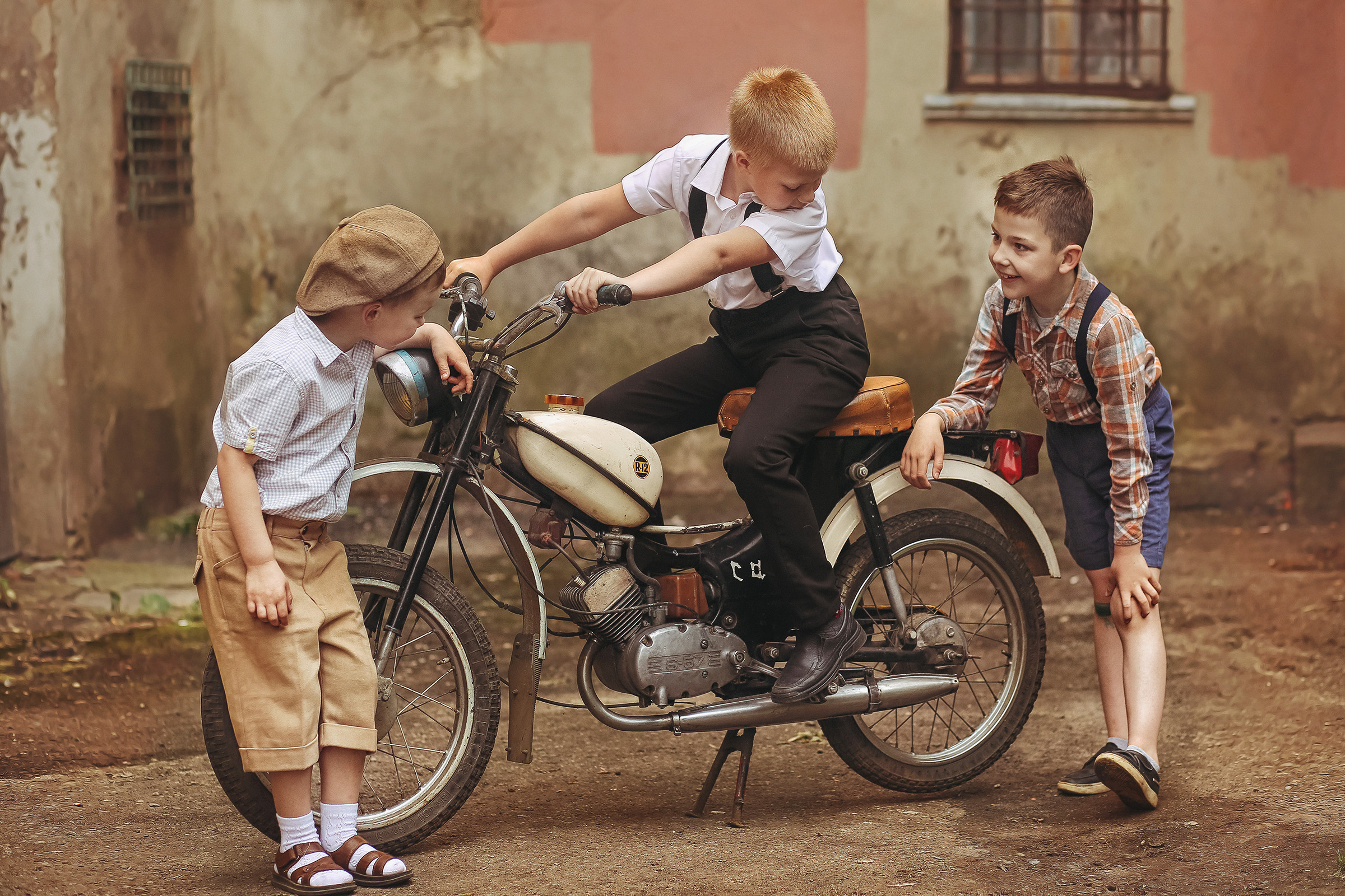 Проект «Ребята с нашего двора». Свадебный, семейный и детский фотограф в Беларуси и за ее пределами