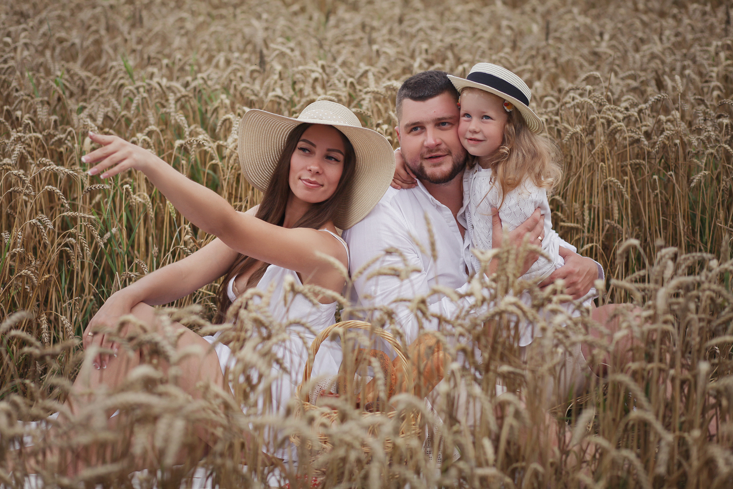 Август. Свадебный, семейный и детский фотограф в Беларуси и за ее пределами