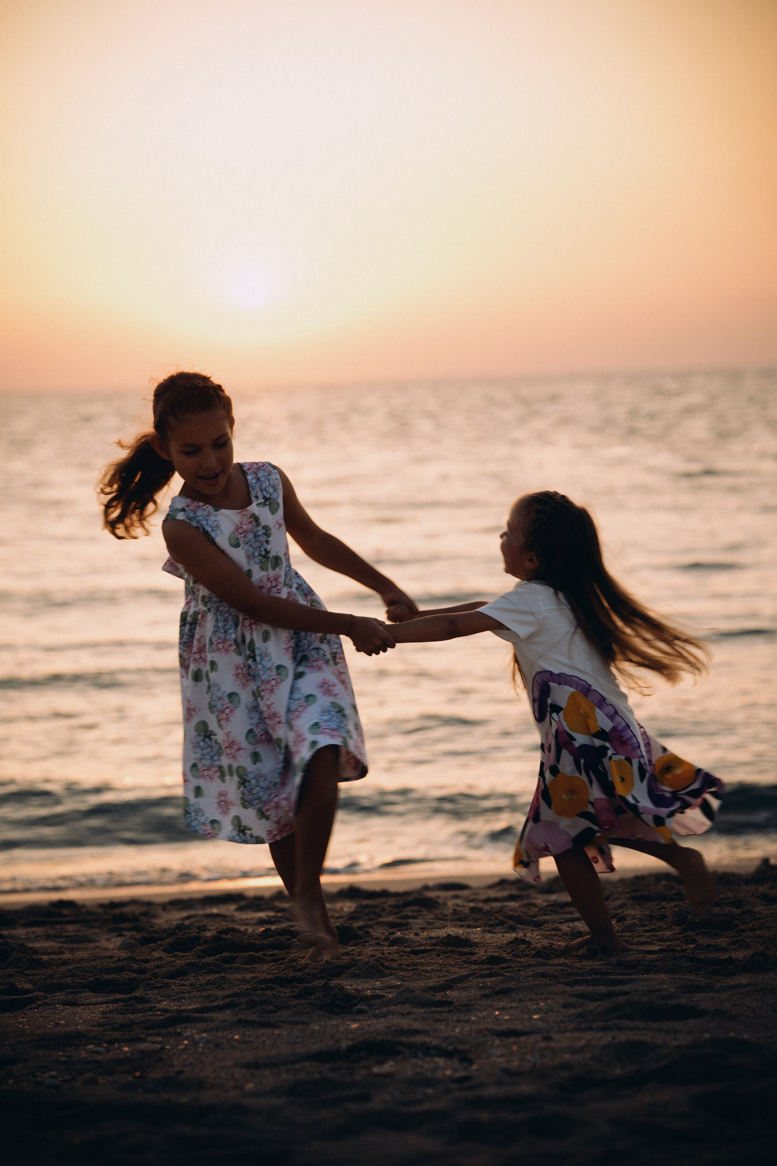 Sisterhood. Elena Pretzner Photography