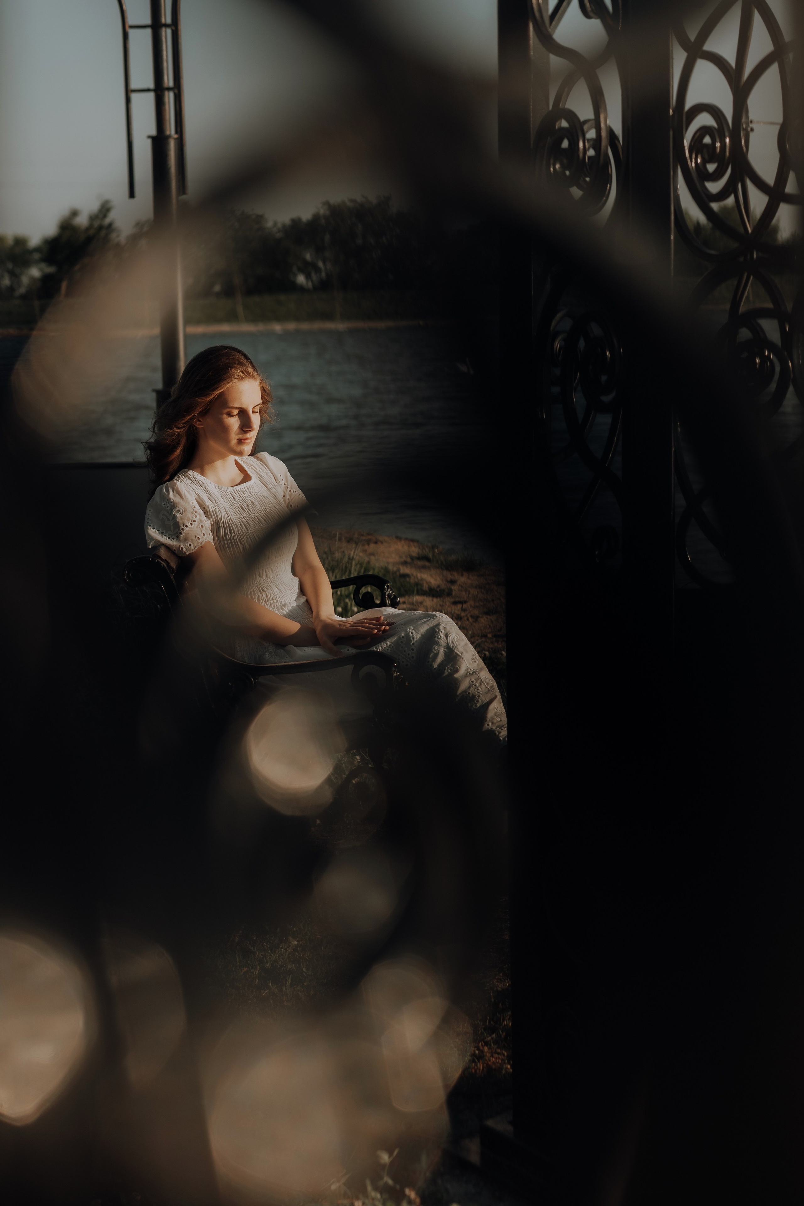 Sarah și liniștea unui sfârșit de zi. Emotions Photo Art