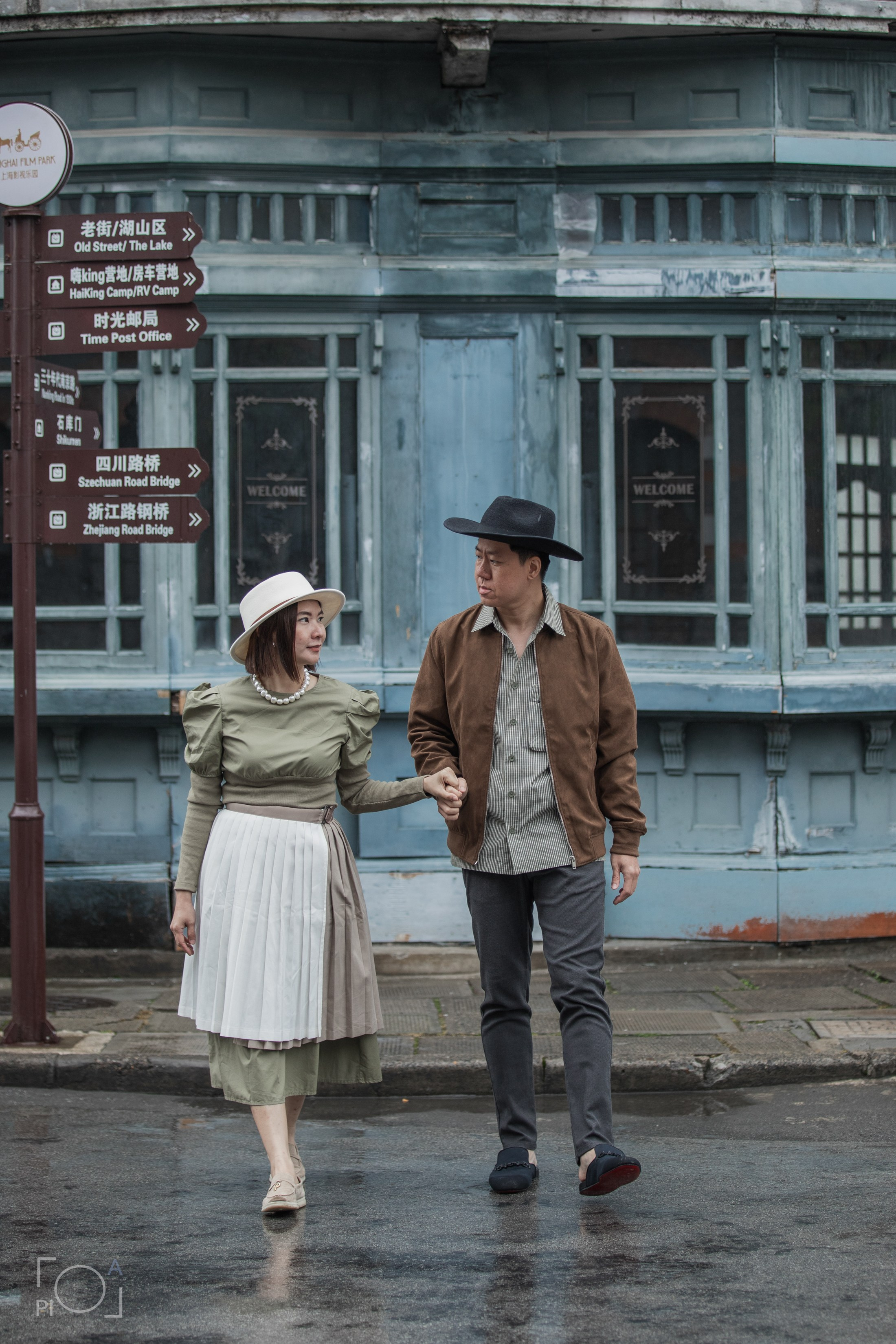 Семейная фотосессия в шанхайской киностудии. Photographer in Shanghai — Lola Pidluskaya