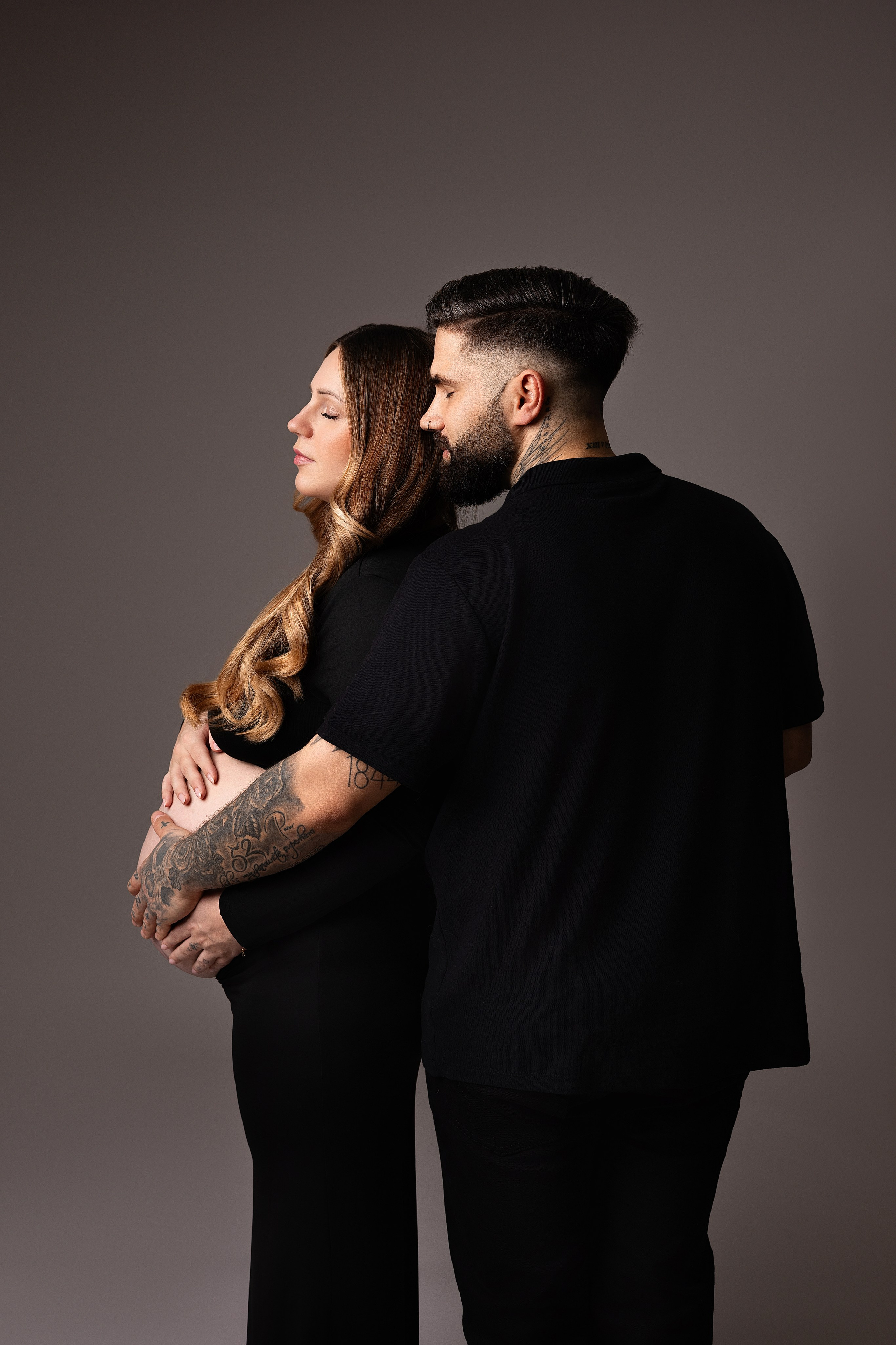 Babybauch. Neugeborene- Schwangerschaft- und Kinder Fotografin in Lehre