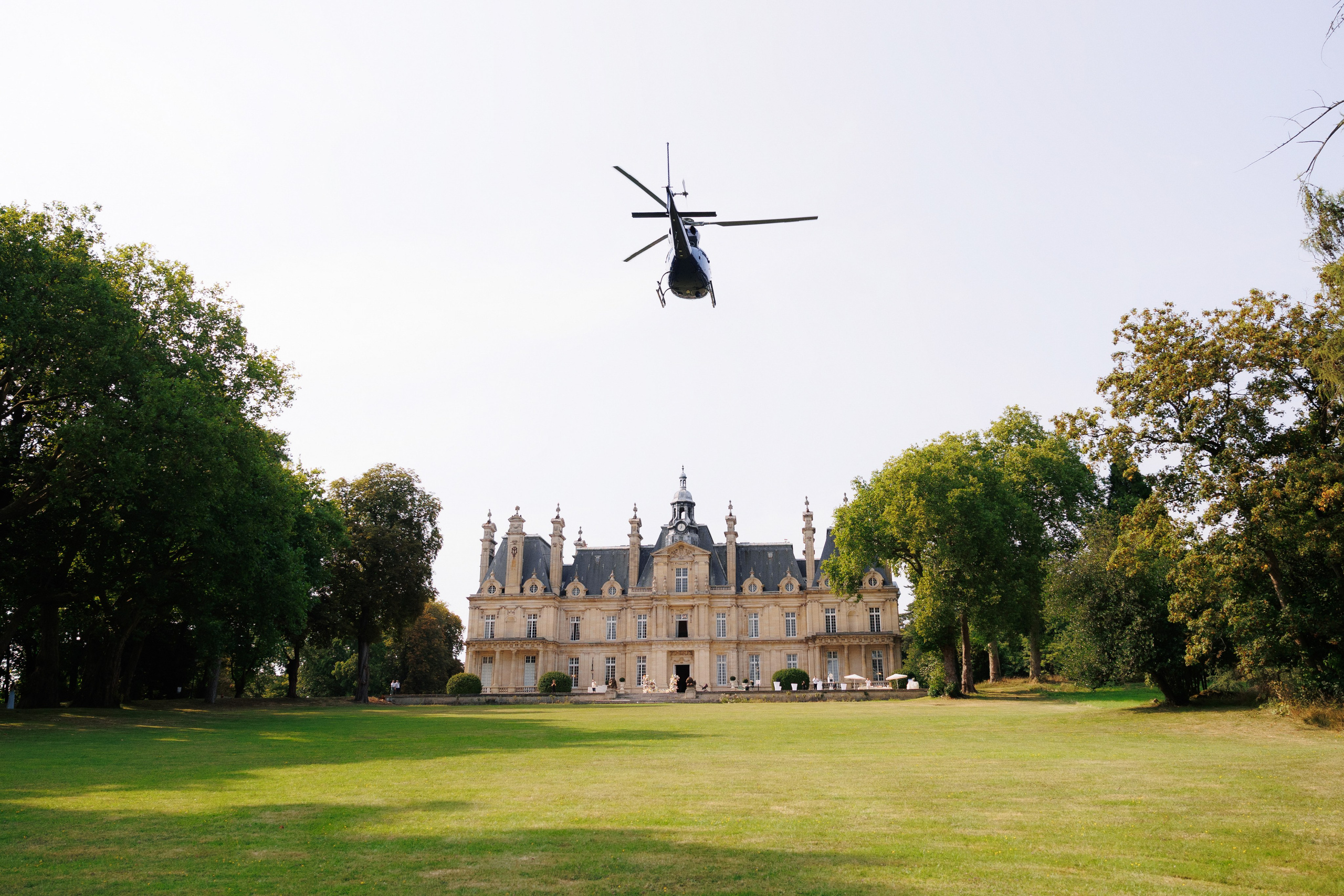 Seulement dans tes bras. Servicii Foto Video în Chișinău și Europa ID-Brothers