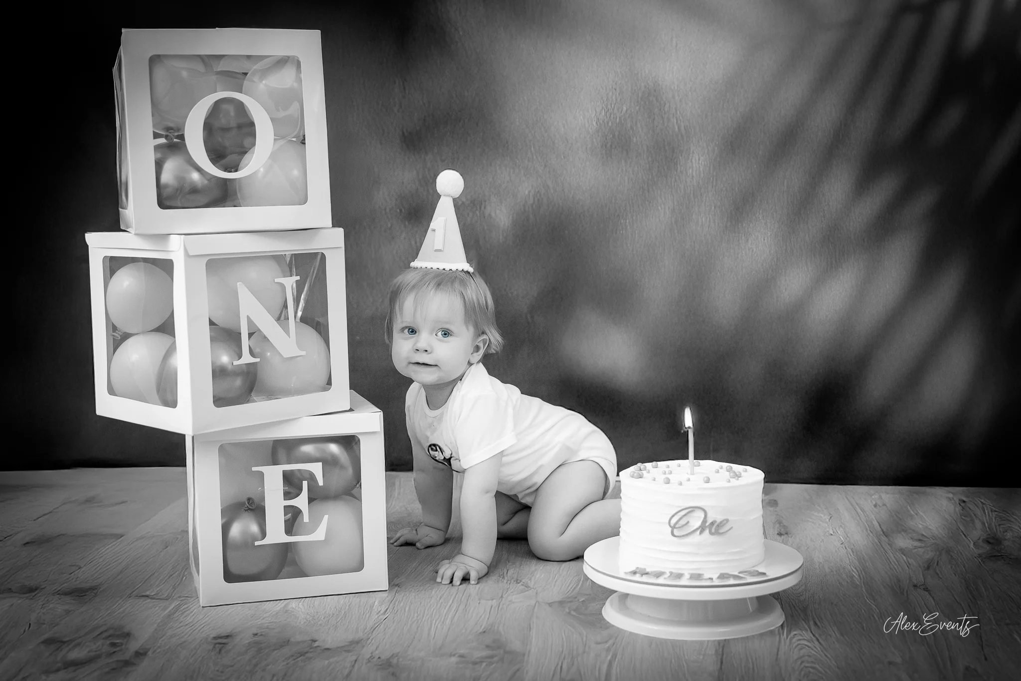 Photo Session Smash the Cake Danemarca — Studio Photo ONE | AlexEvents. AlexEvents | Wedding and Baptism Photographer & Videographer in Denmark and Germany