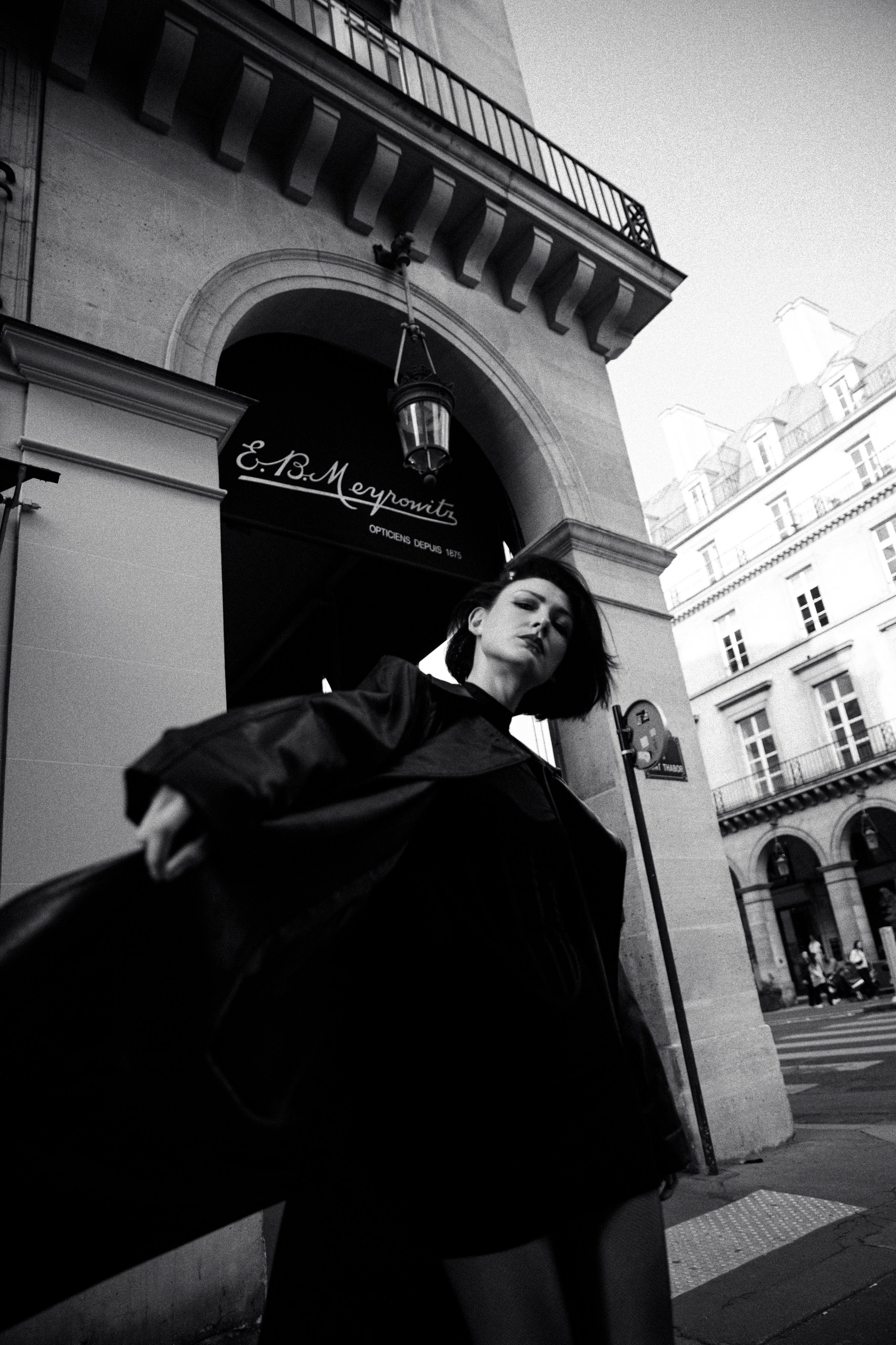 A Fashion-Inspired Portrait Session in Paris — Elena. Paris Wedding Photographer