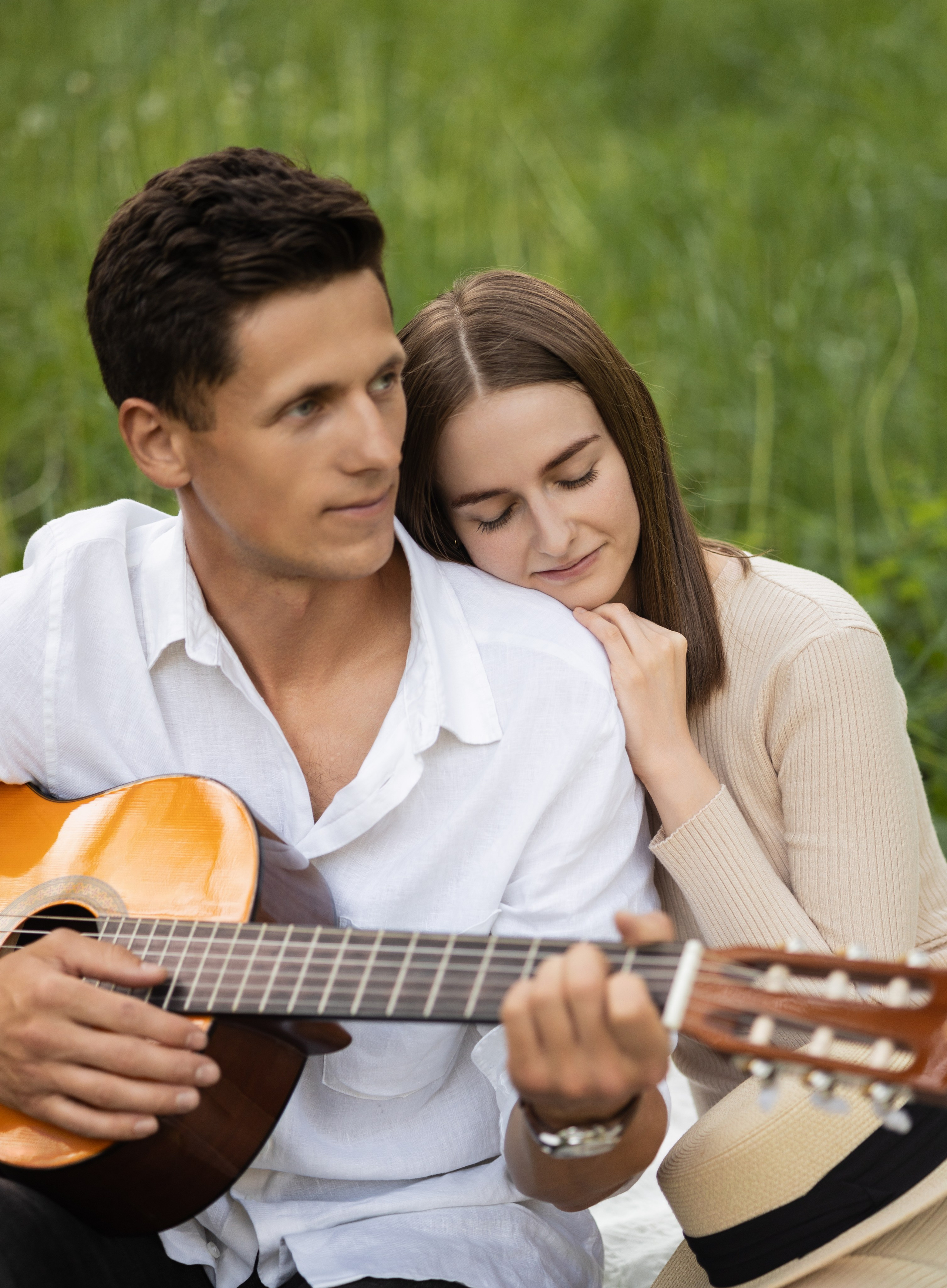 Services. Family and Wedding photographer