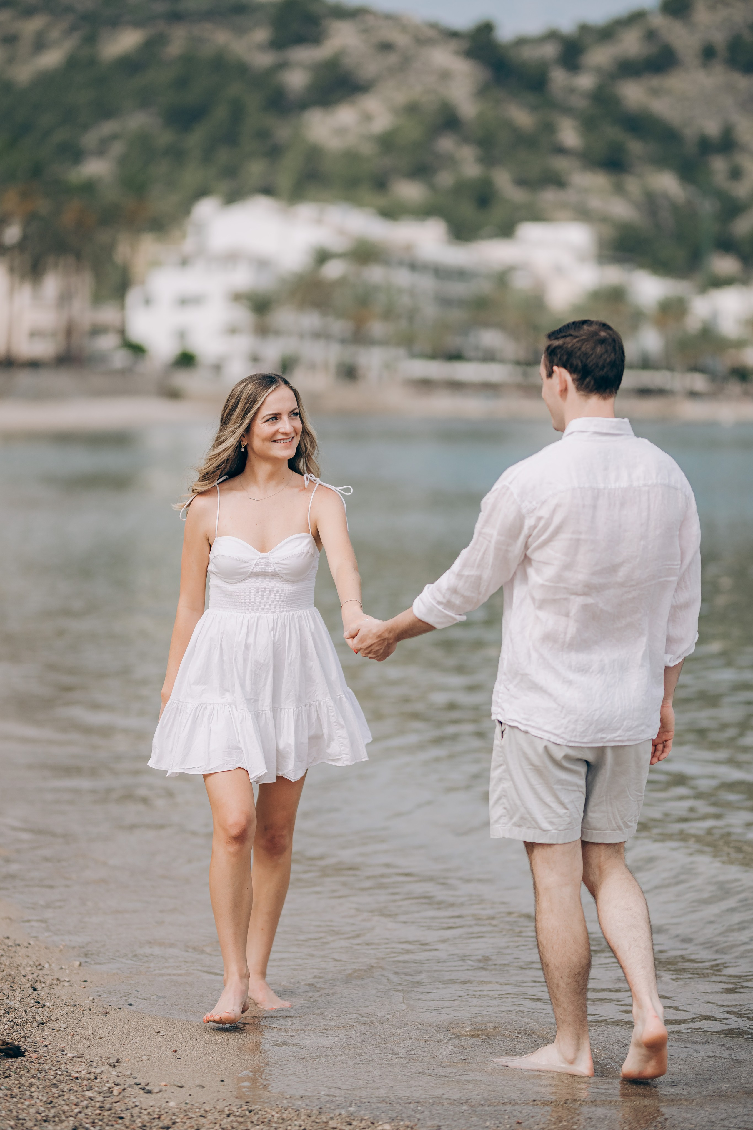 Relaxed Couple Session in Mallorca — Citrus Fields & Seaside. Фотограф у Пальма де Майорка