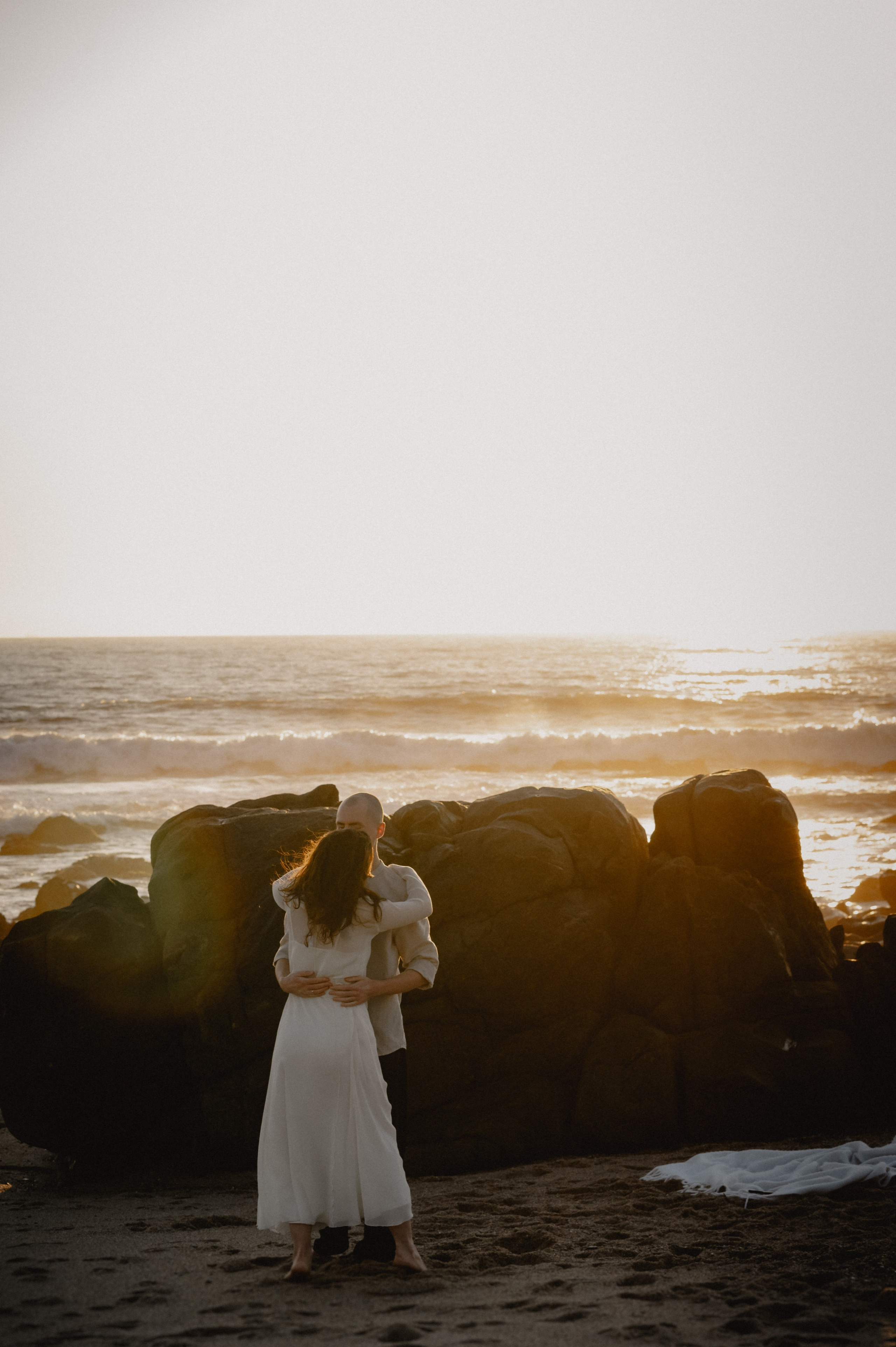 Zuhause im Herzen | Shooting an der Ozeanküste. Fotografin Ansbach - Paare | Hochzeit | After Wedding
