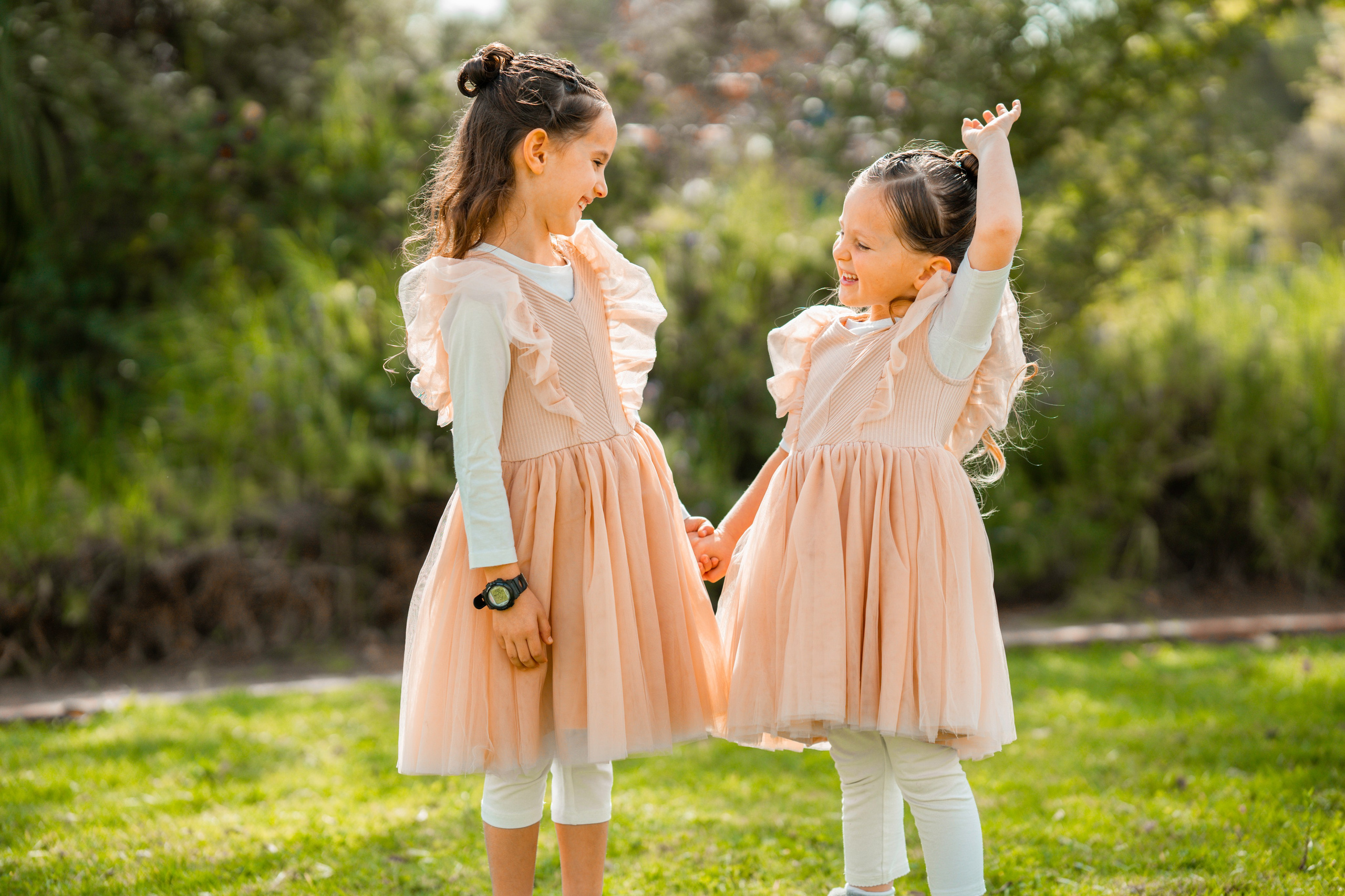 הברית של יוסף וחנה. יוסף מזרחי צילום חתונה, ברית וזוגיות. צלם מקצועי שאוהב להוציא אתכם הכי יפים ברגעים הכי מרגשים