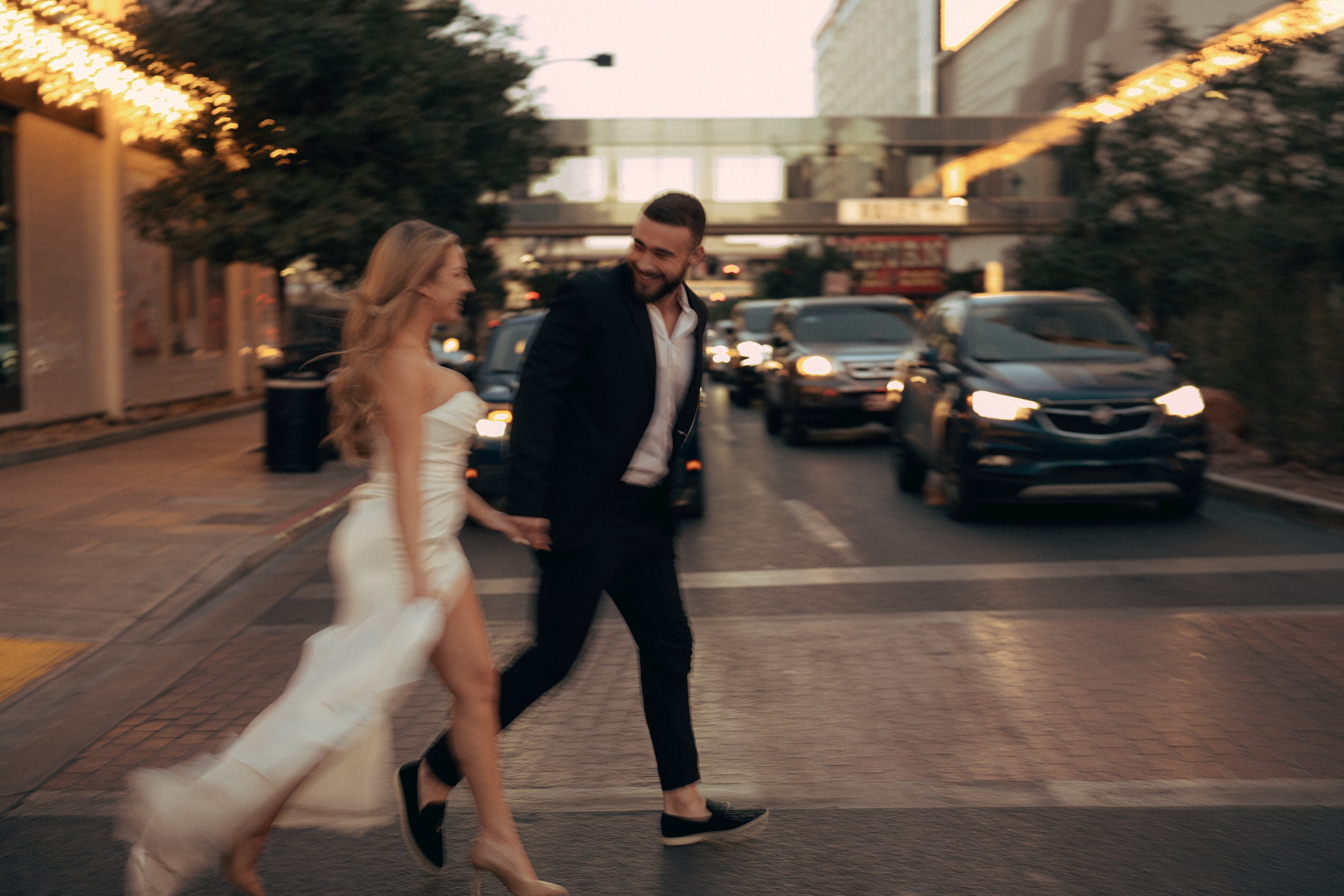 Anna&Vlad. Wedding & elopement photographer Viktoriya Kravtsov. Las Vegas
