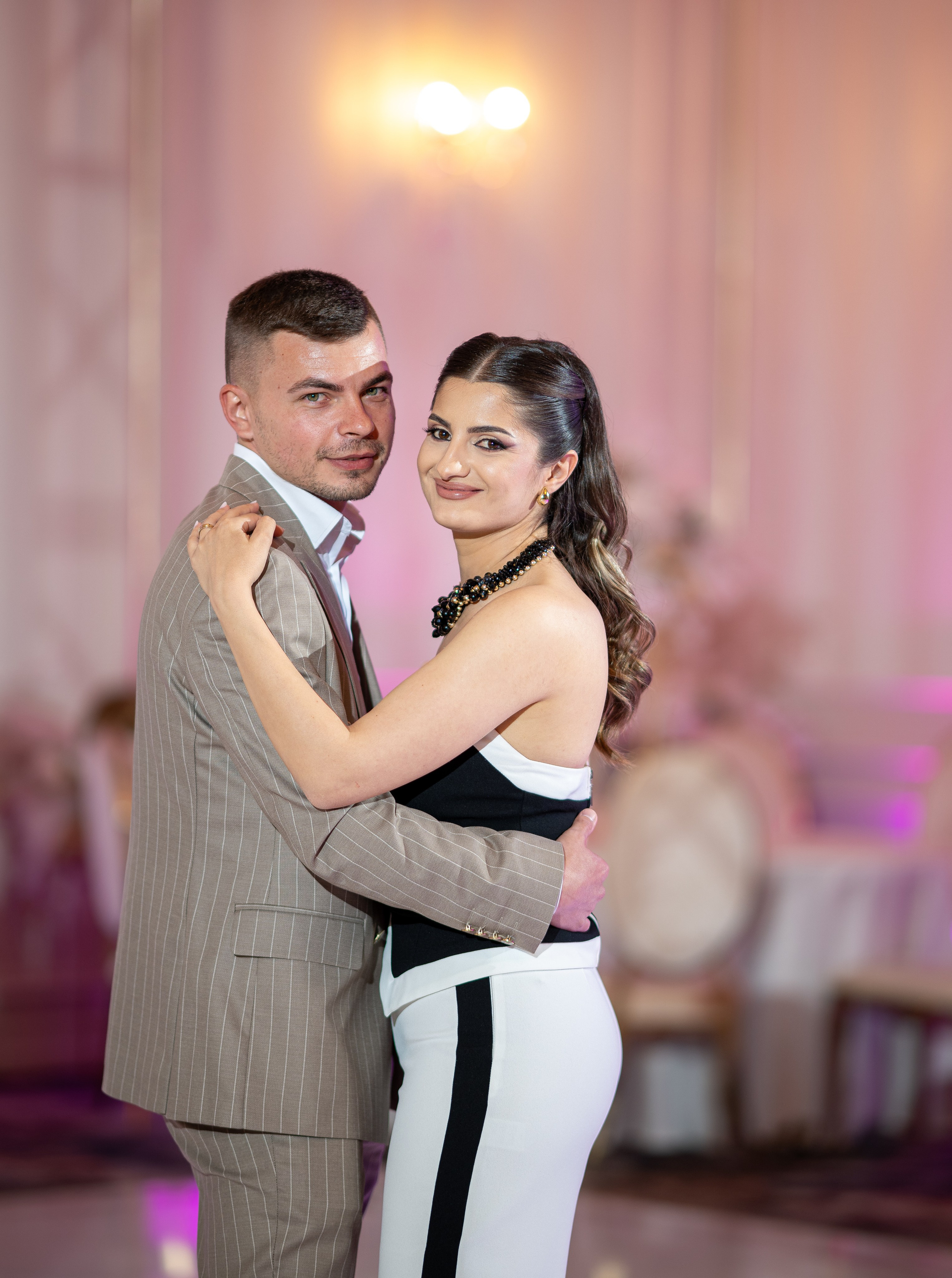 BOTEZ DARIUS. Fotograf de evenimente si portret!