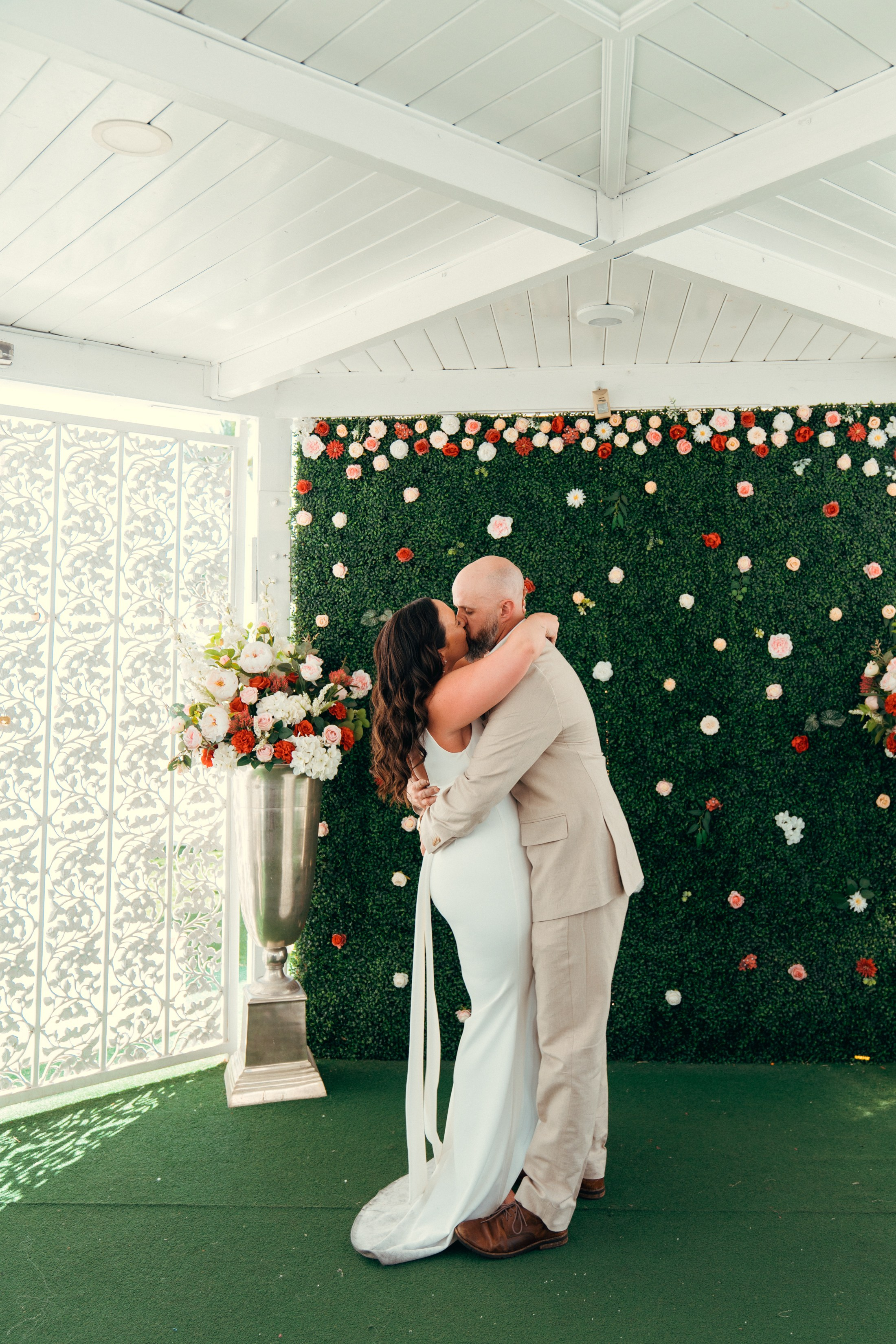 Alli&Nik. Wedding & elopement photographer Viktoriya Kravtsov. Las Vegas