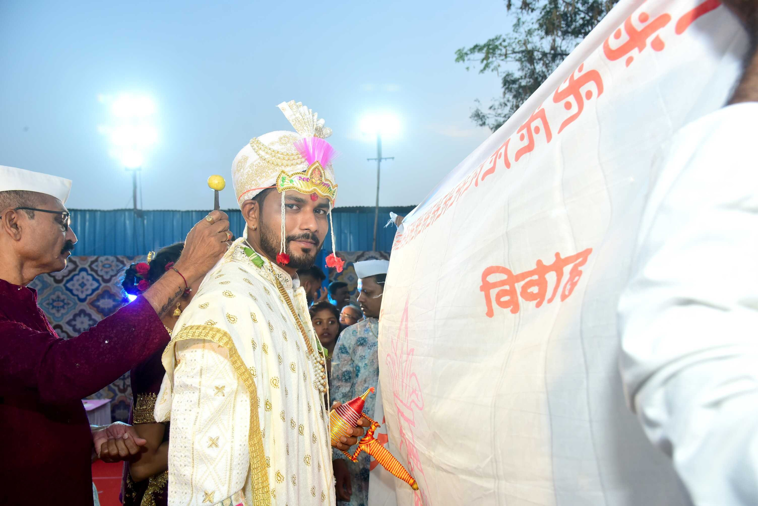 Divya weds Siddhesh. “Ajay Digital Photo Studio — Capturing Timeless Wedding Moments”