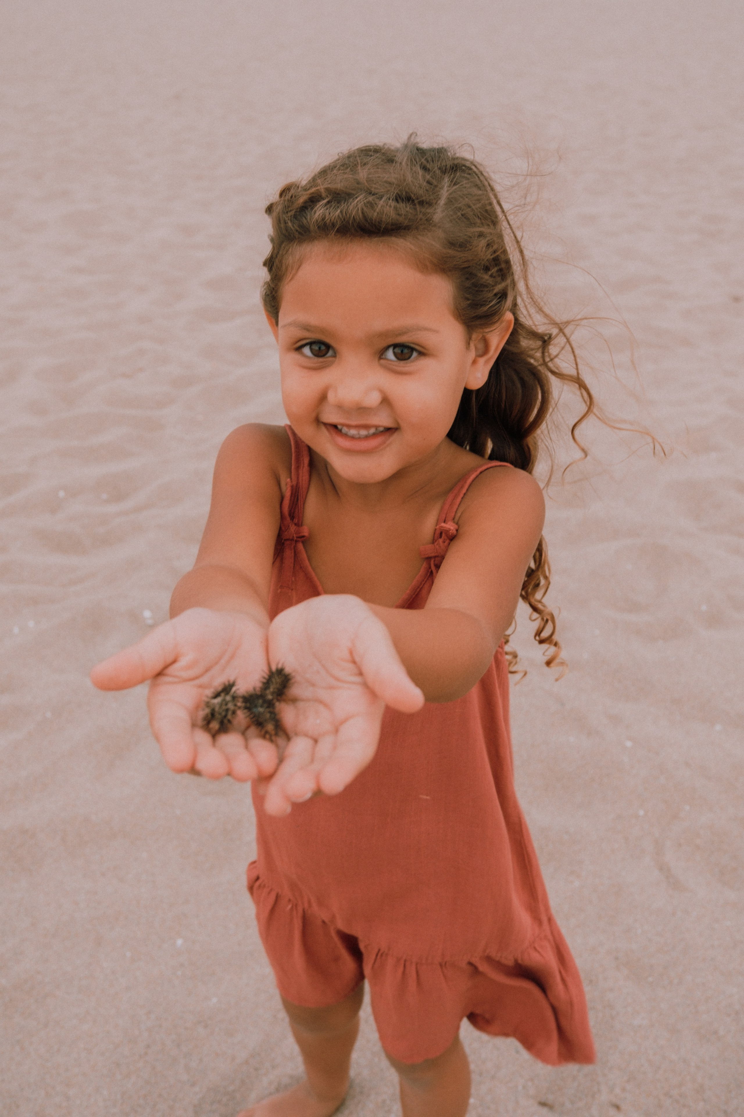 Семейная фотосессия на пляже. Профессиональная фотосъемка в Калафелле — Елена Медведева