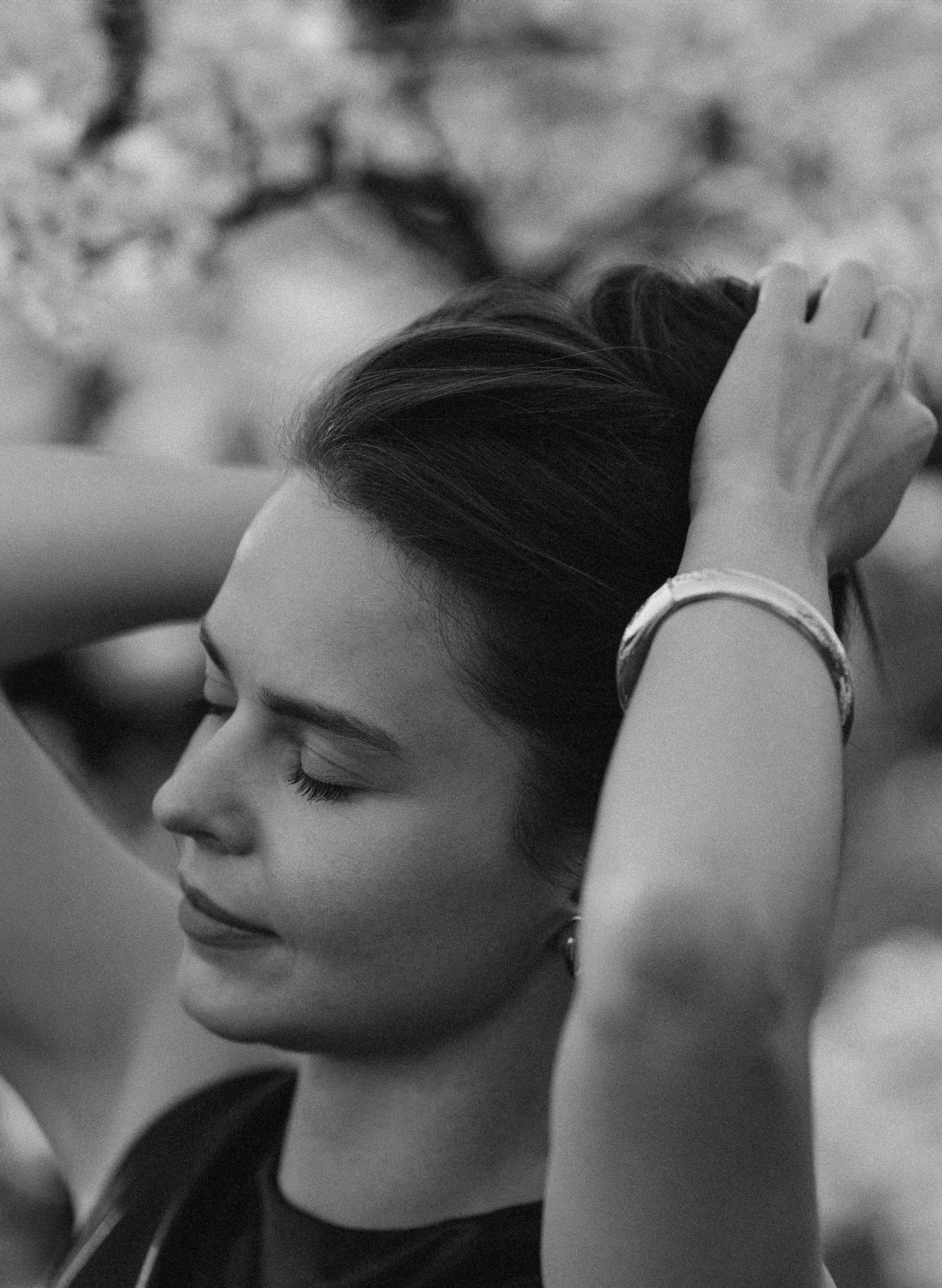 Прогулка Ольги в сакуре. Family photographer in Vilnuis Svetlana Naumova