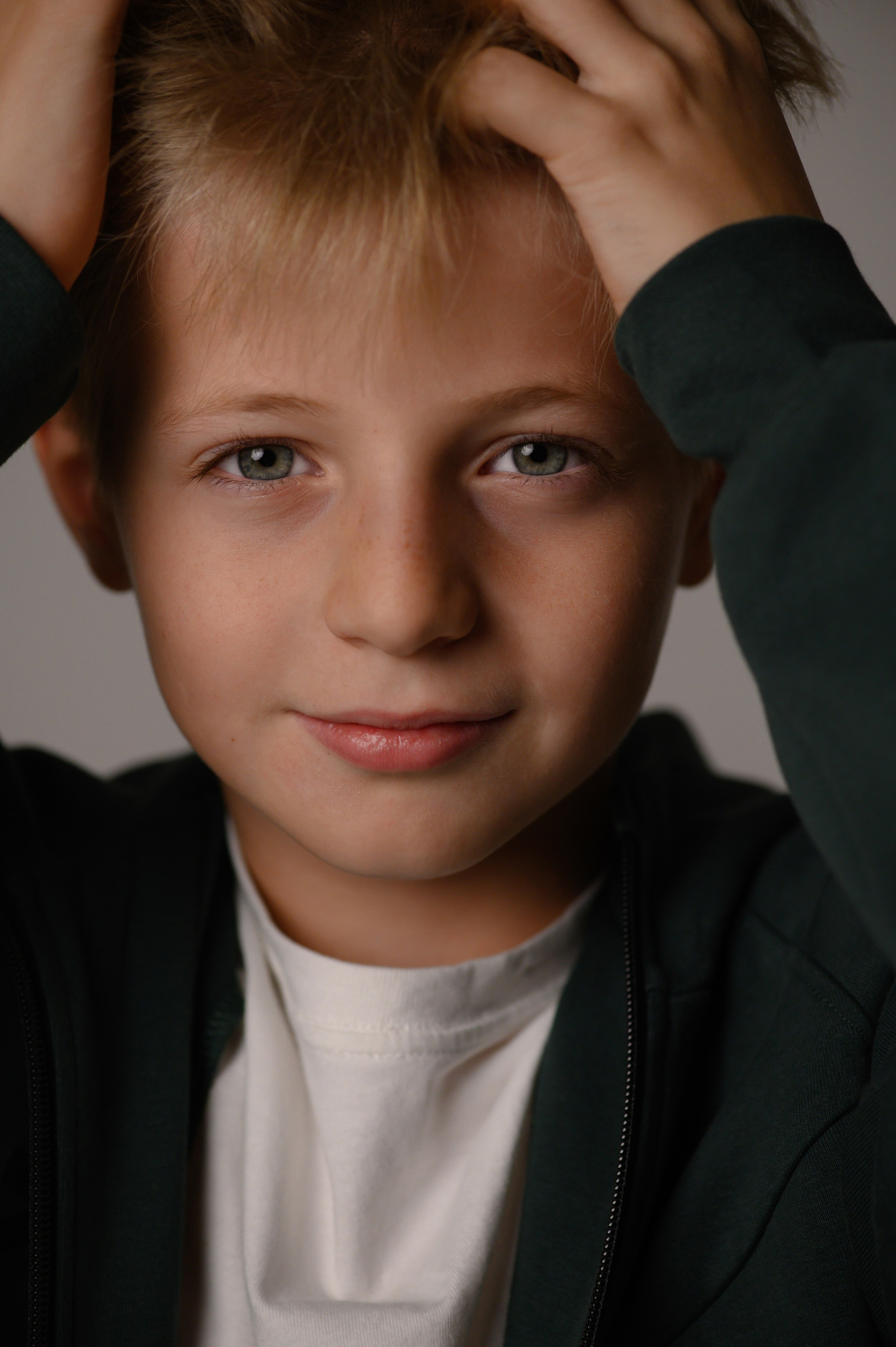 KIDS STUDIO. Семейная, детская, портретная и предметная фотосъемка в Салониках