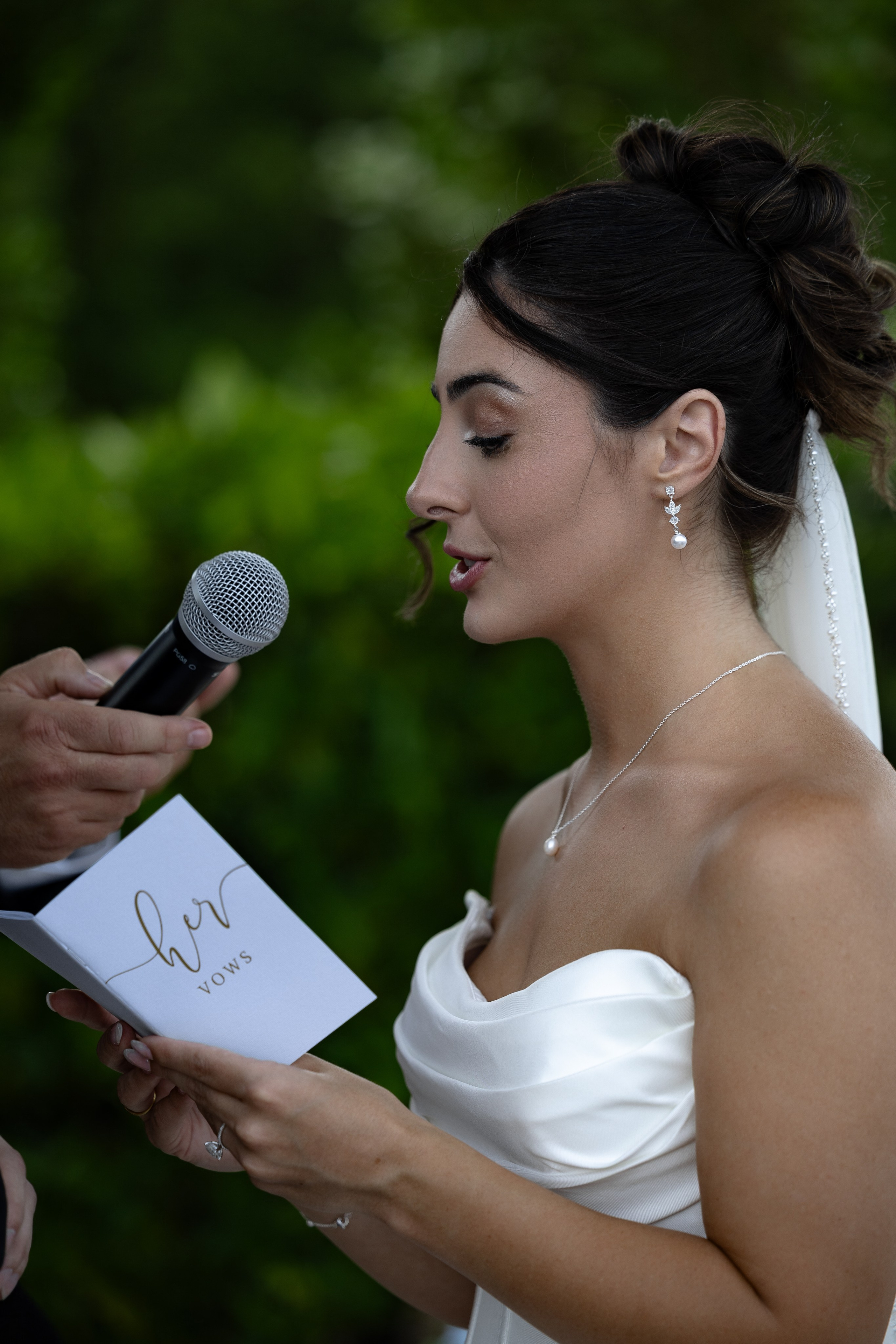 Alexsa and Robert. Ever After Farm Peach. Photographer Anastasia Nagibina